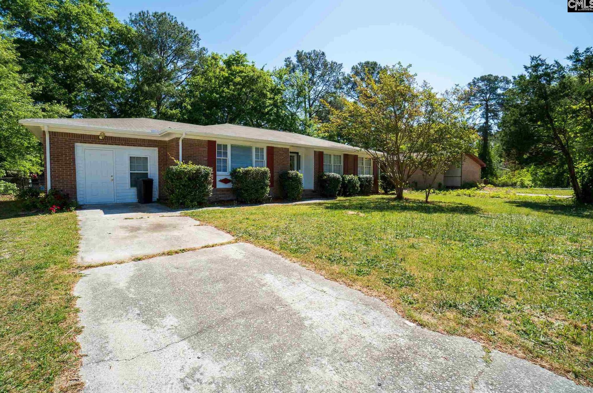 215 Lloydwood Dr, Cayce-West Columbia, SC 29172