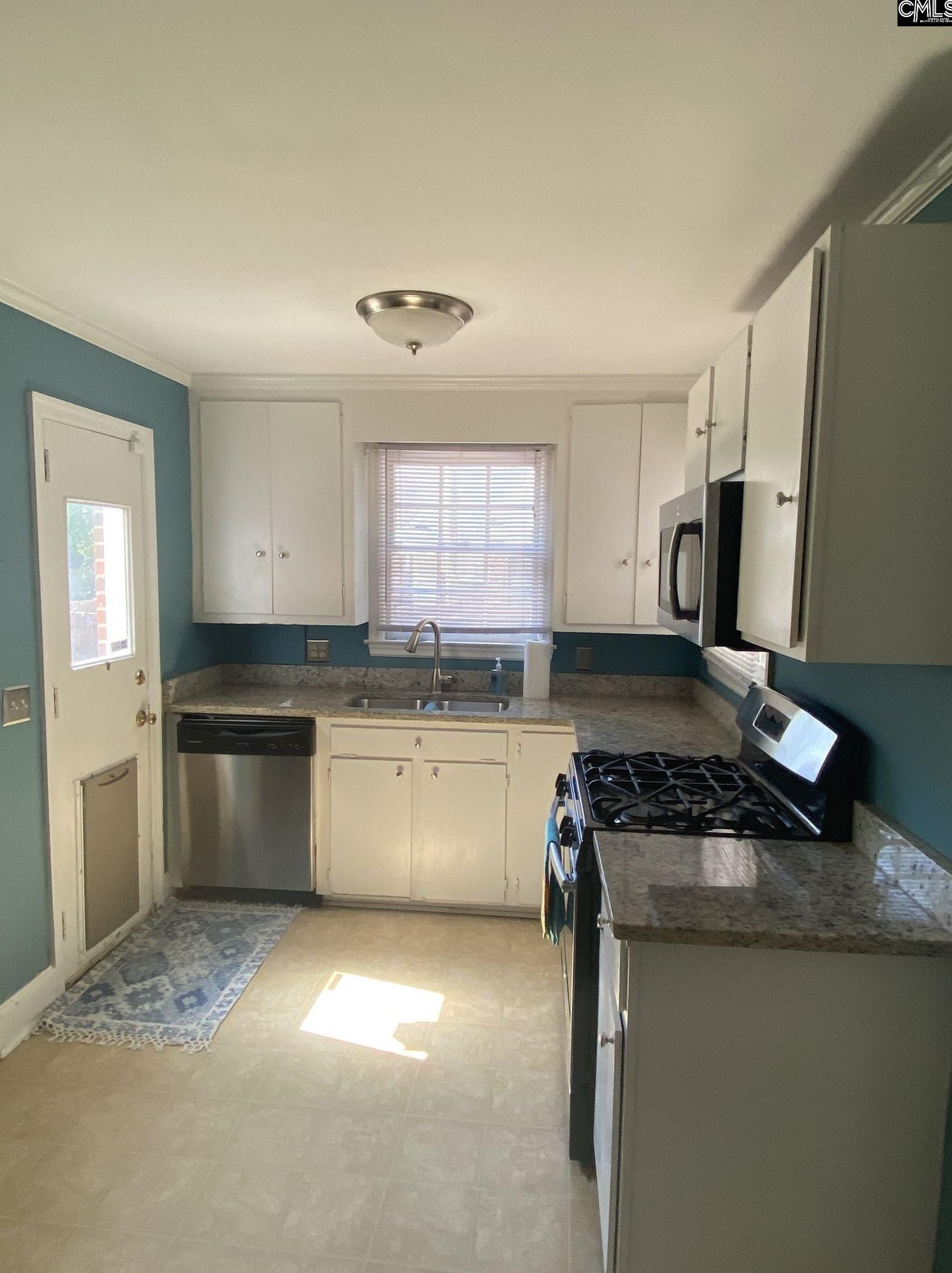 646 Holly St, Columbia SC  29205-2514 exterior