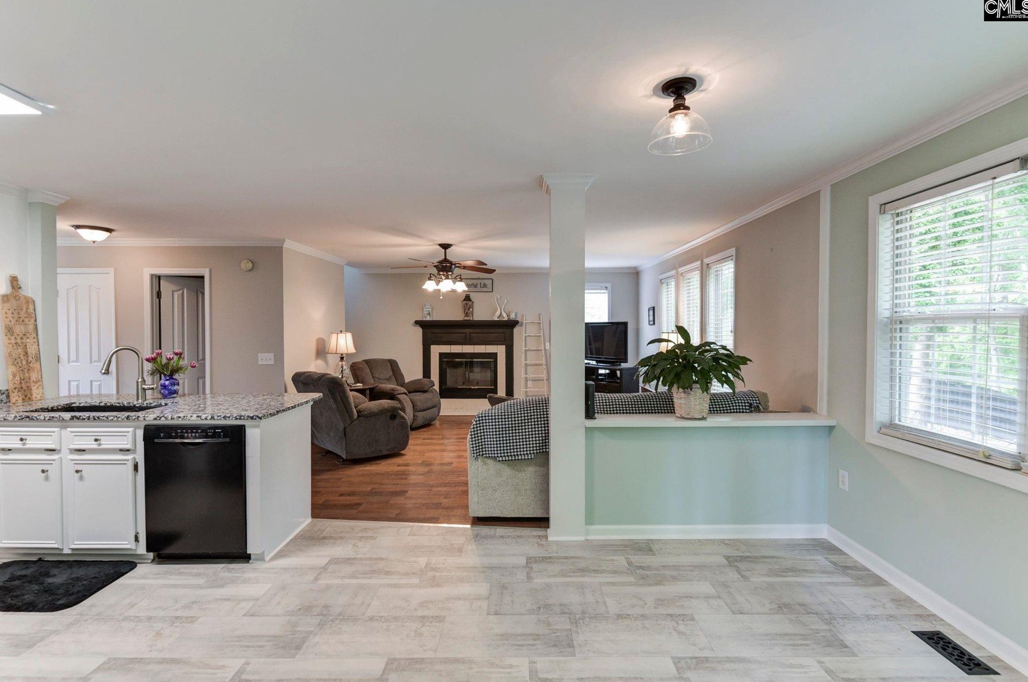 220 Heatherfield Ct, Cayce-West Columbia, SC 29170