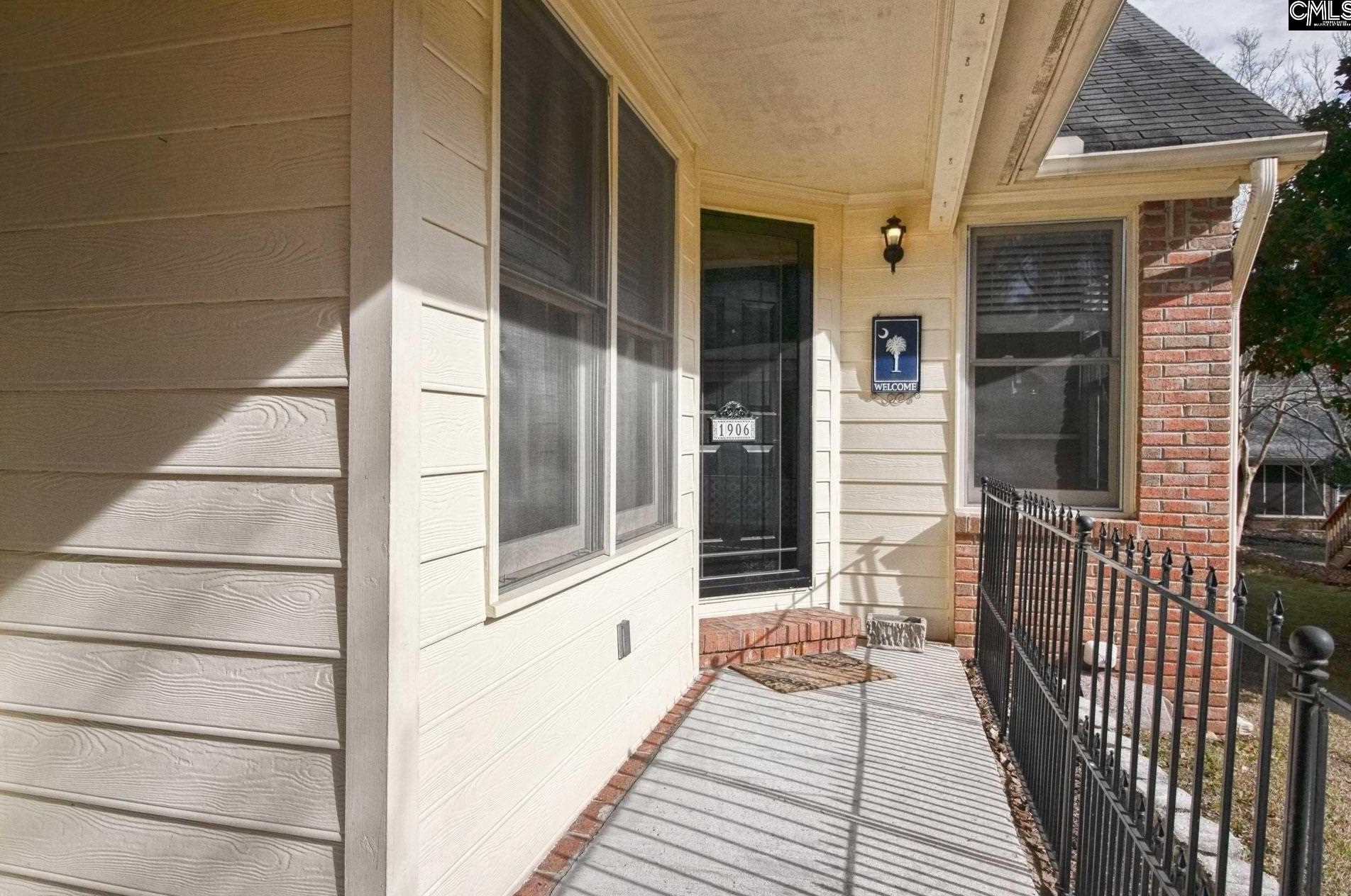 1906 Pine Lake Dr, Cayce-West Columbia, SC 29169