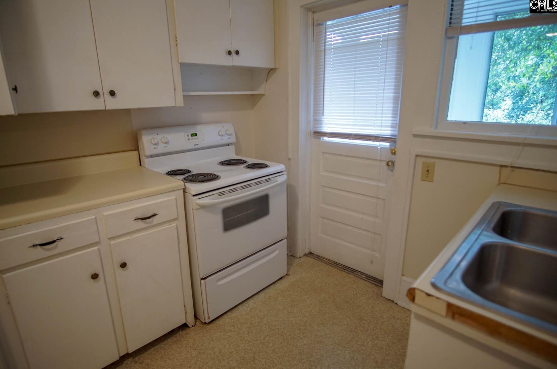 1615 Hollywood Dr, Columbia SC  29205-3213 exterior