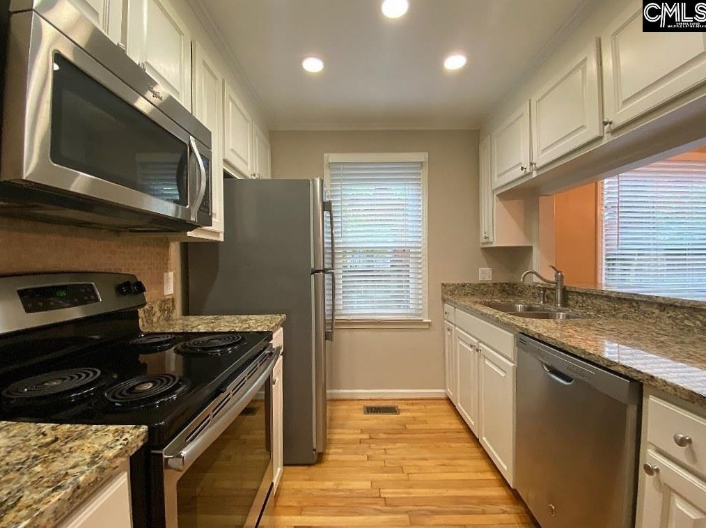 1318 Fairview Dr, Columbia, SC 29205