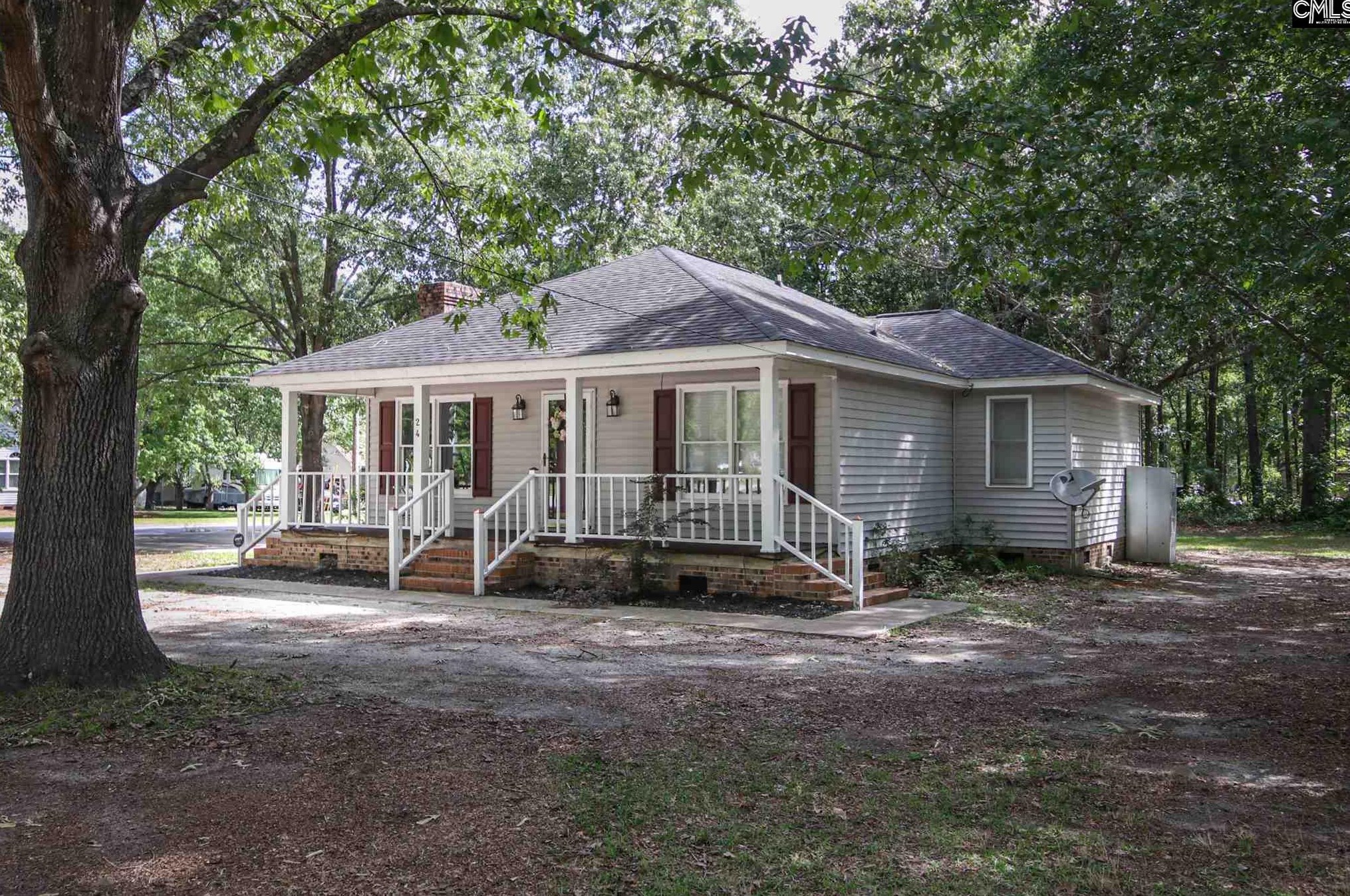 24 Glen Dr, Lugoff, SC 29078