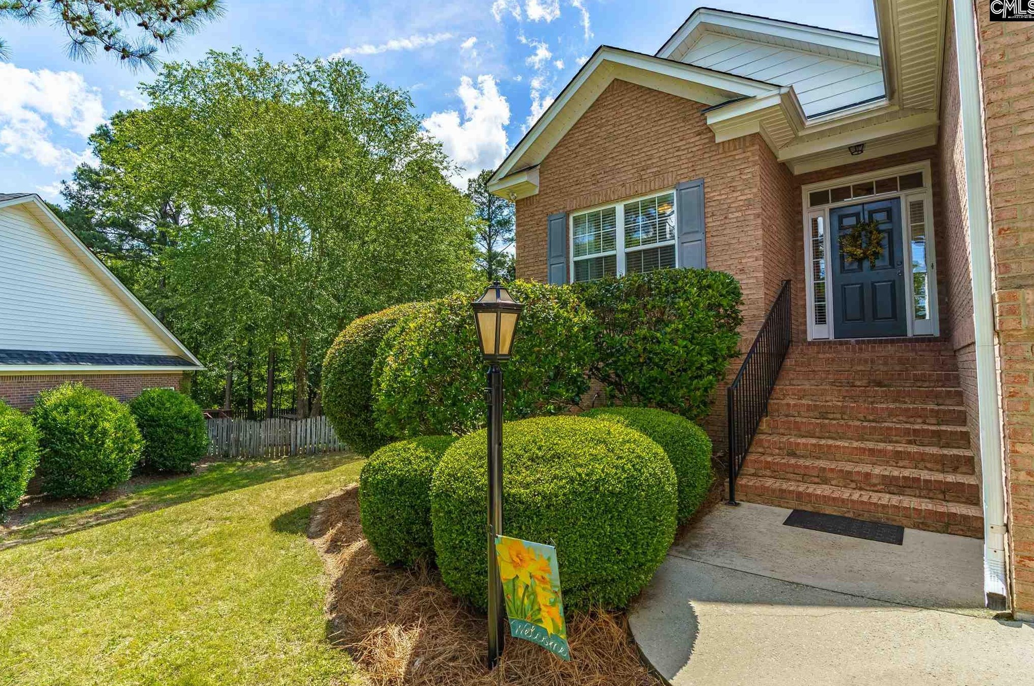 101 Faversham Ln, Columbia, SC 29229-7382