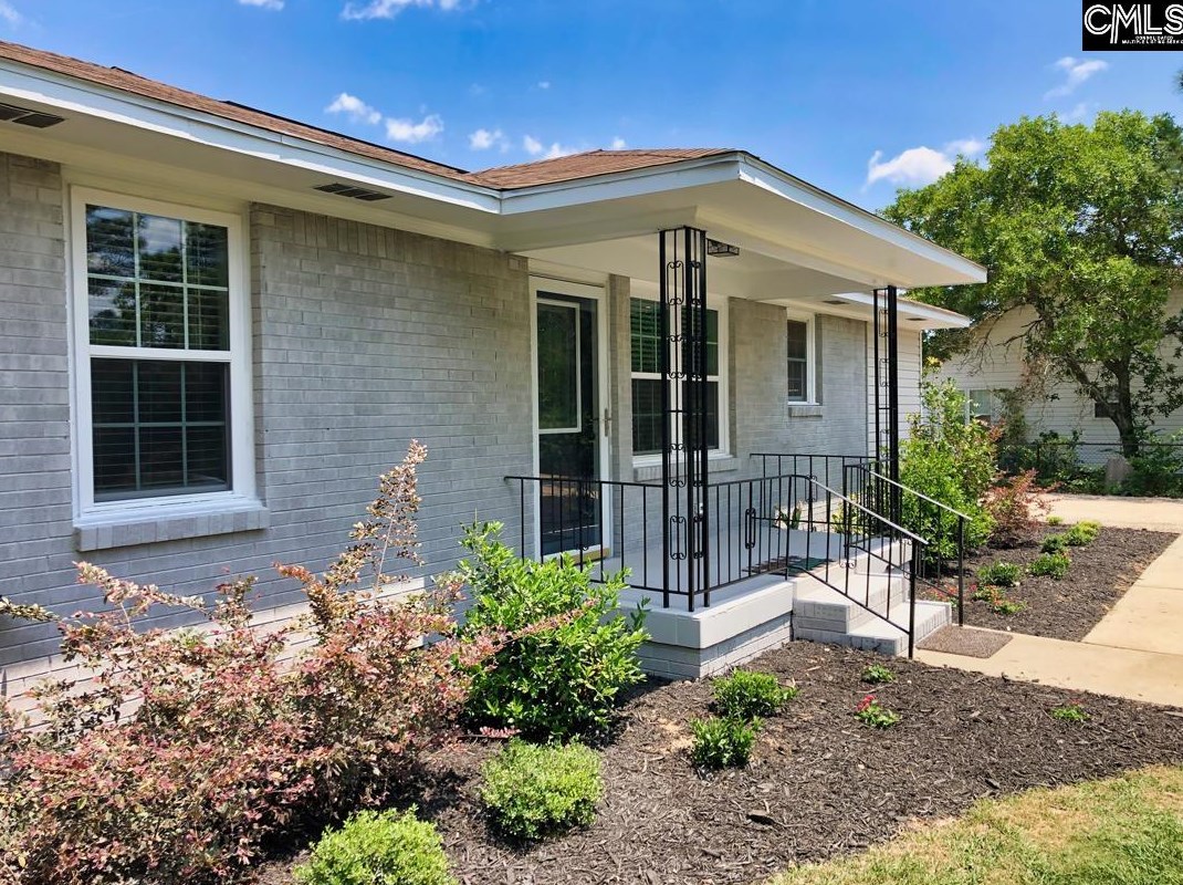 159 Sausage Ln, Cayce-West Columbia, SC 29170