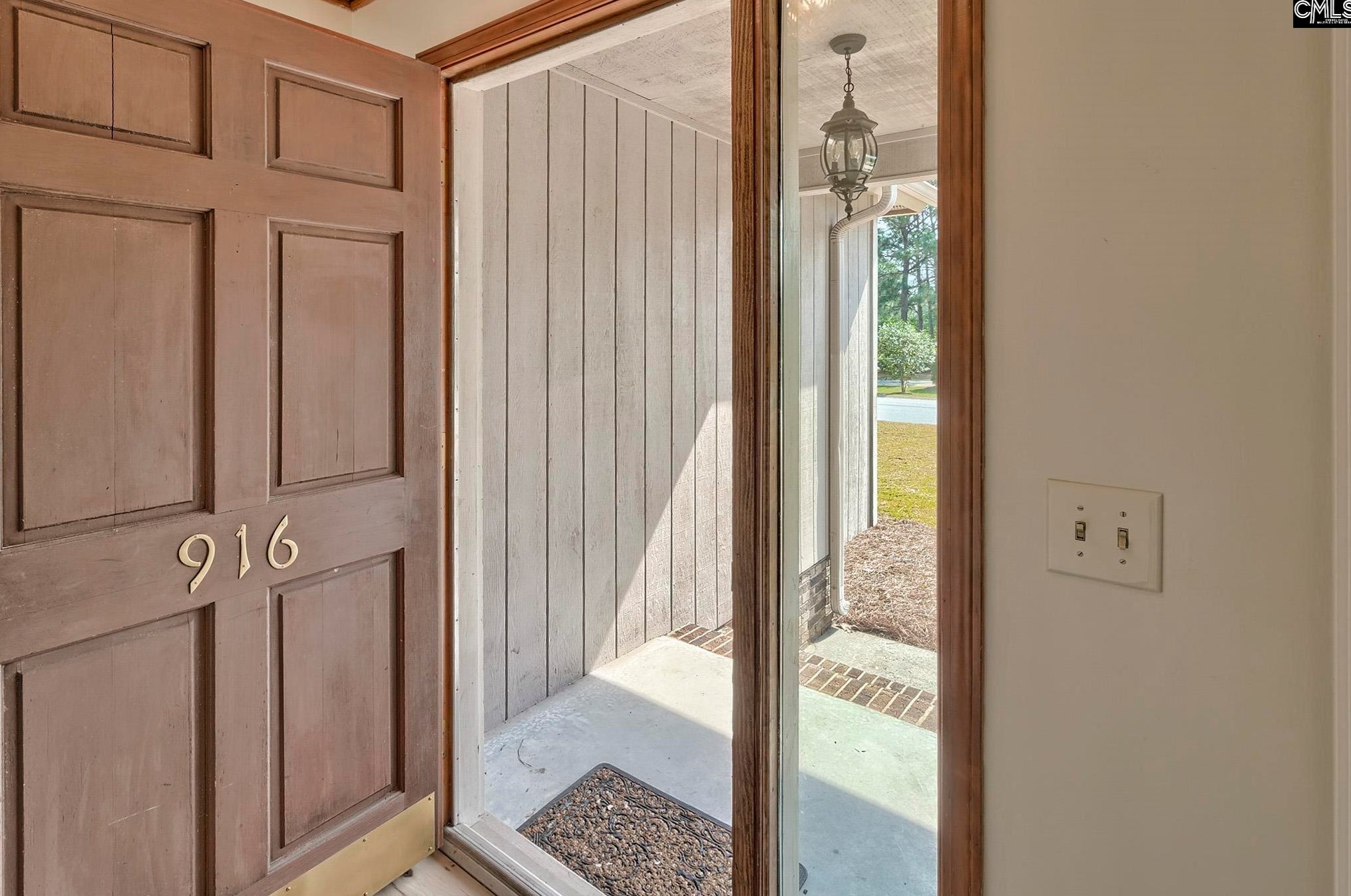 916 Wotan Rd, Columbia, SC 29229-6501