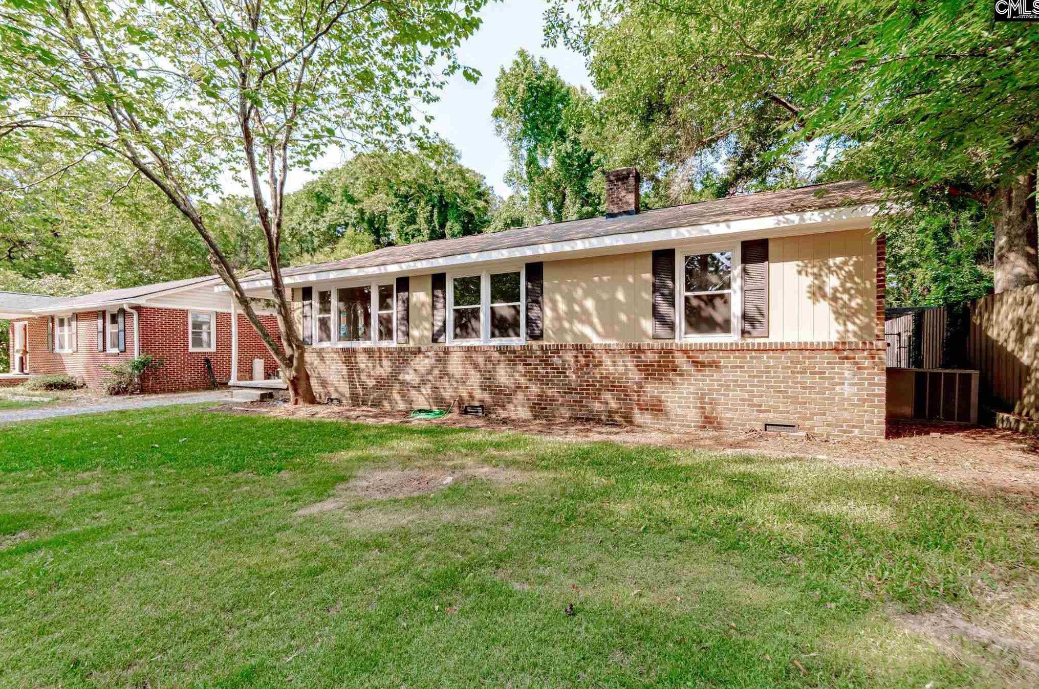 15 Holiday Cir, Columbia SC  29206-1020 exterior