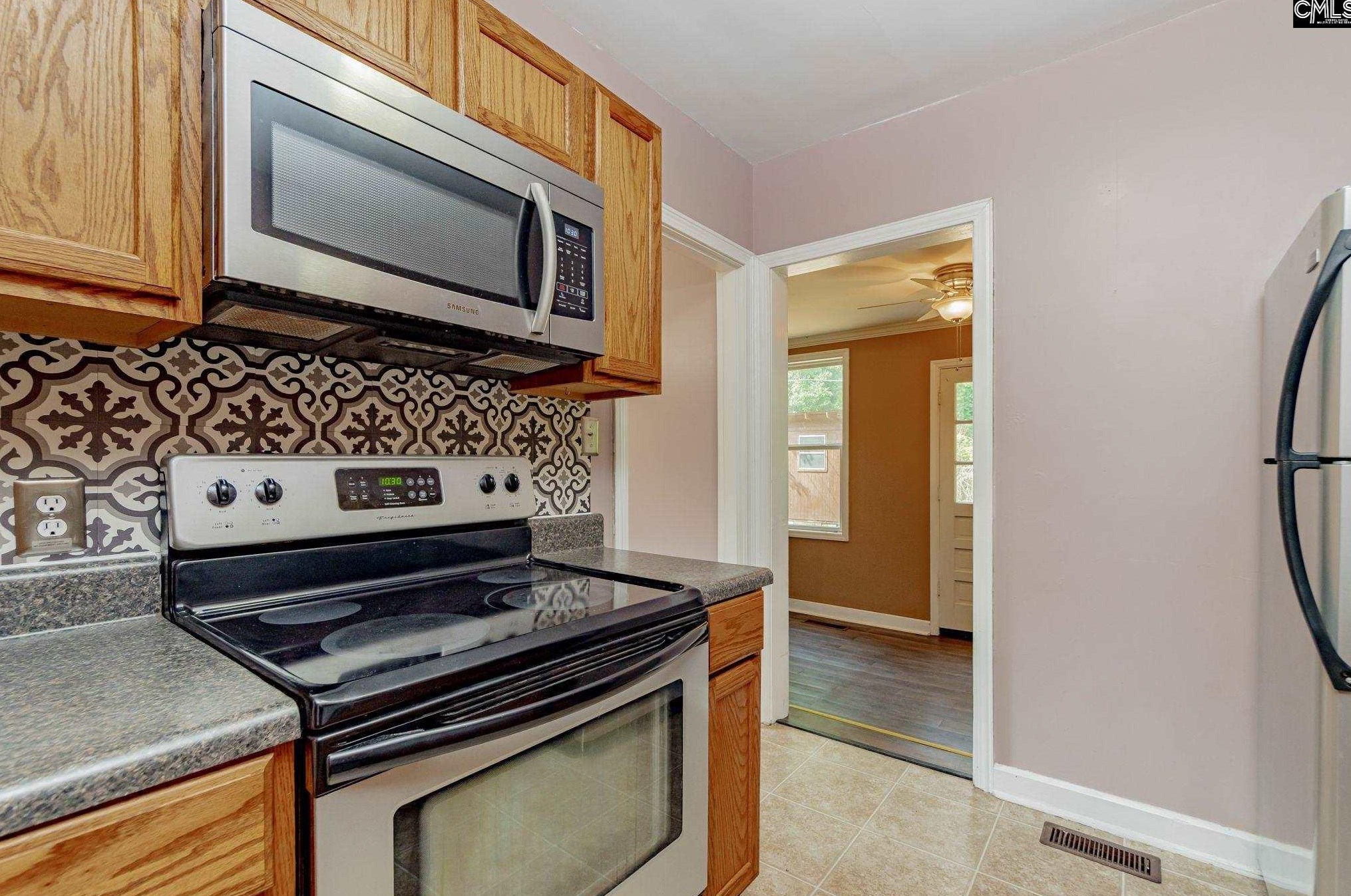 15 Holiday Cir, Columbia SC  29206-1020 exterior