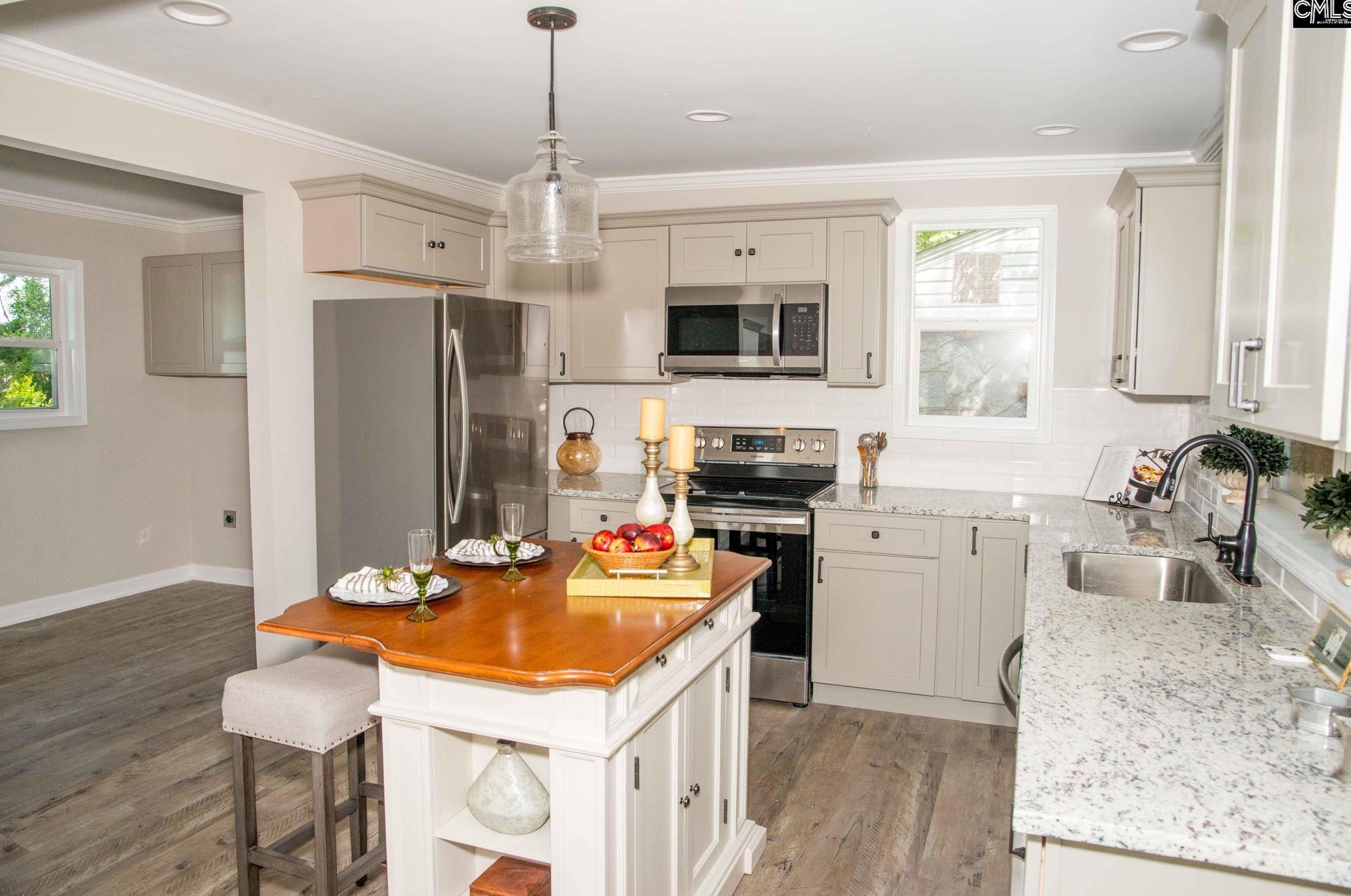 3630 Hydrangea St, Columbia SC  29205-4718 exterior