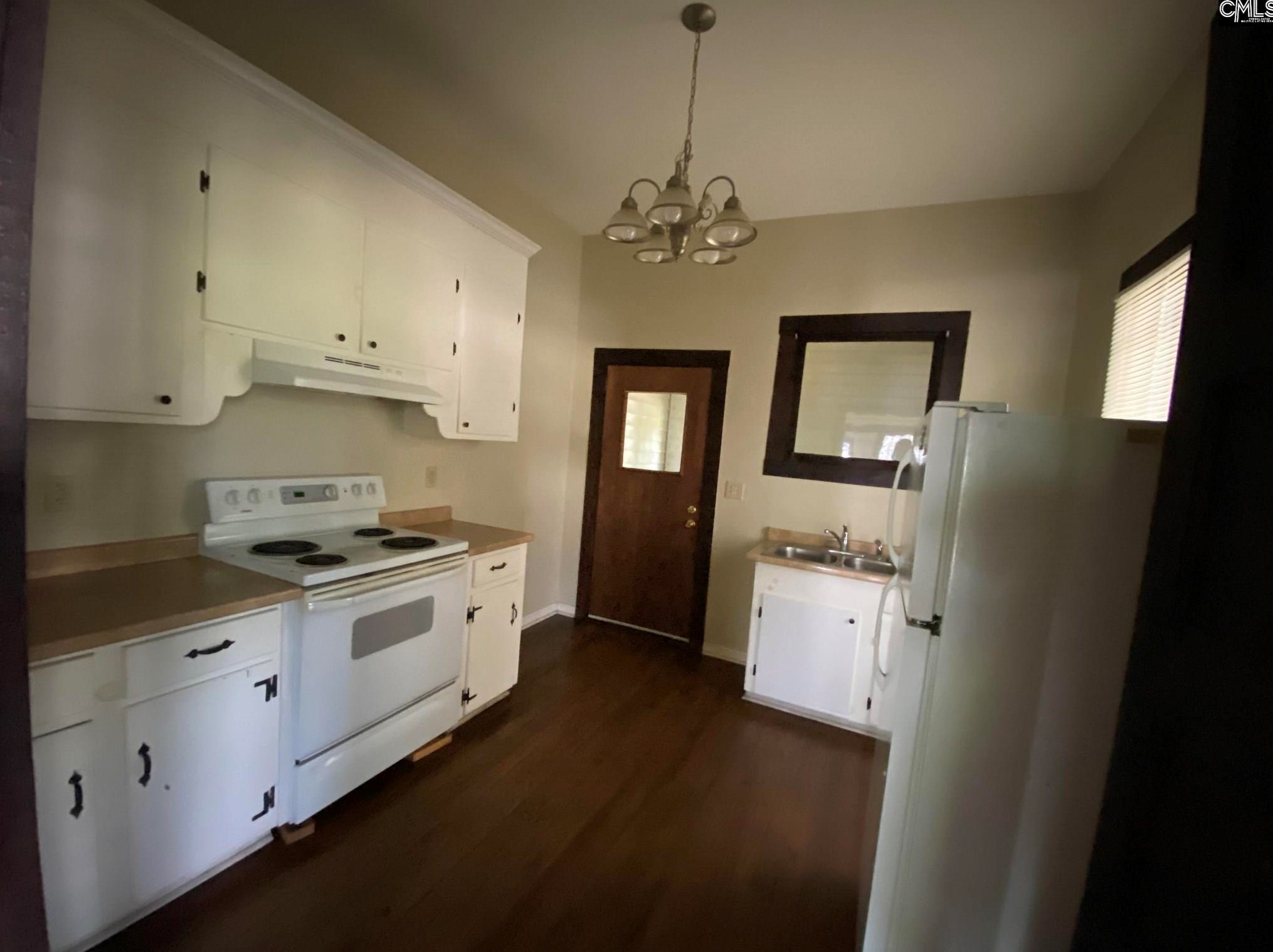 1602 Calhoun St, Newberry SC  29108-2850 exterior