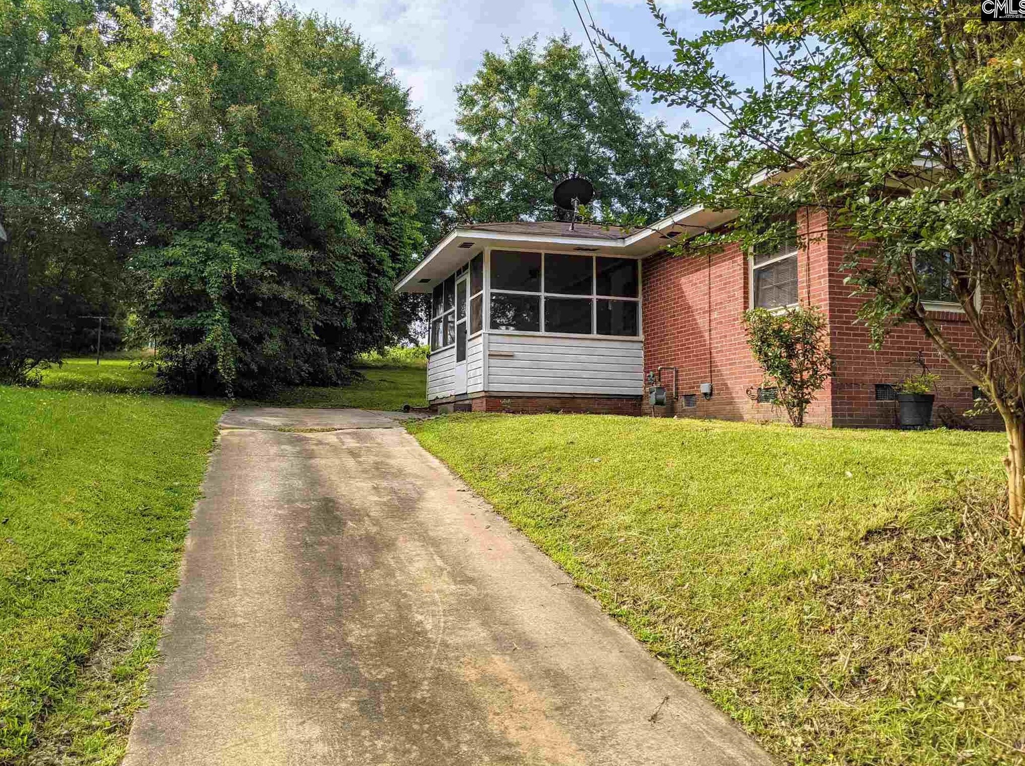 1215 Clarkson Ave, Newberry, SC 29108