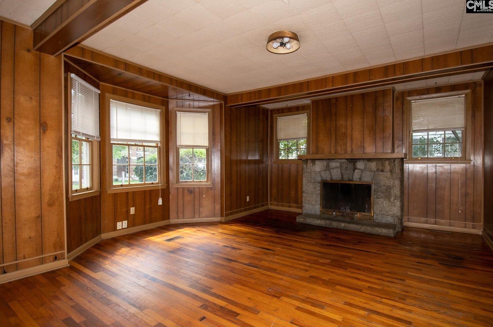 1202 Gladden St, Columbia, SC 29205-1238