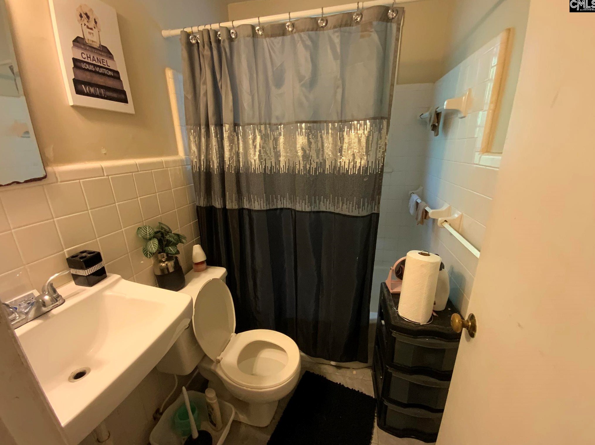 3811 Barwick St, Columbia SC 29205-4111 exterior