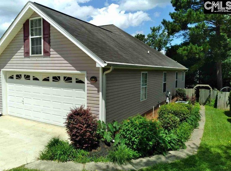 312 Red Barn Ct, Lexington, SC 29072