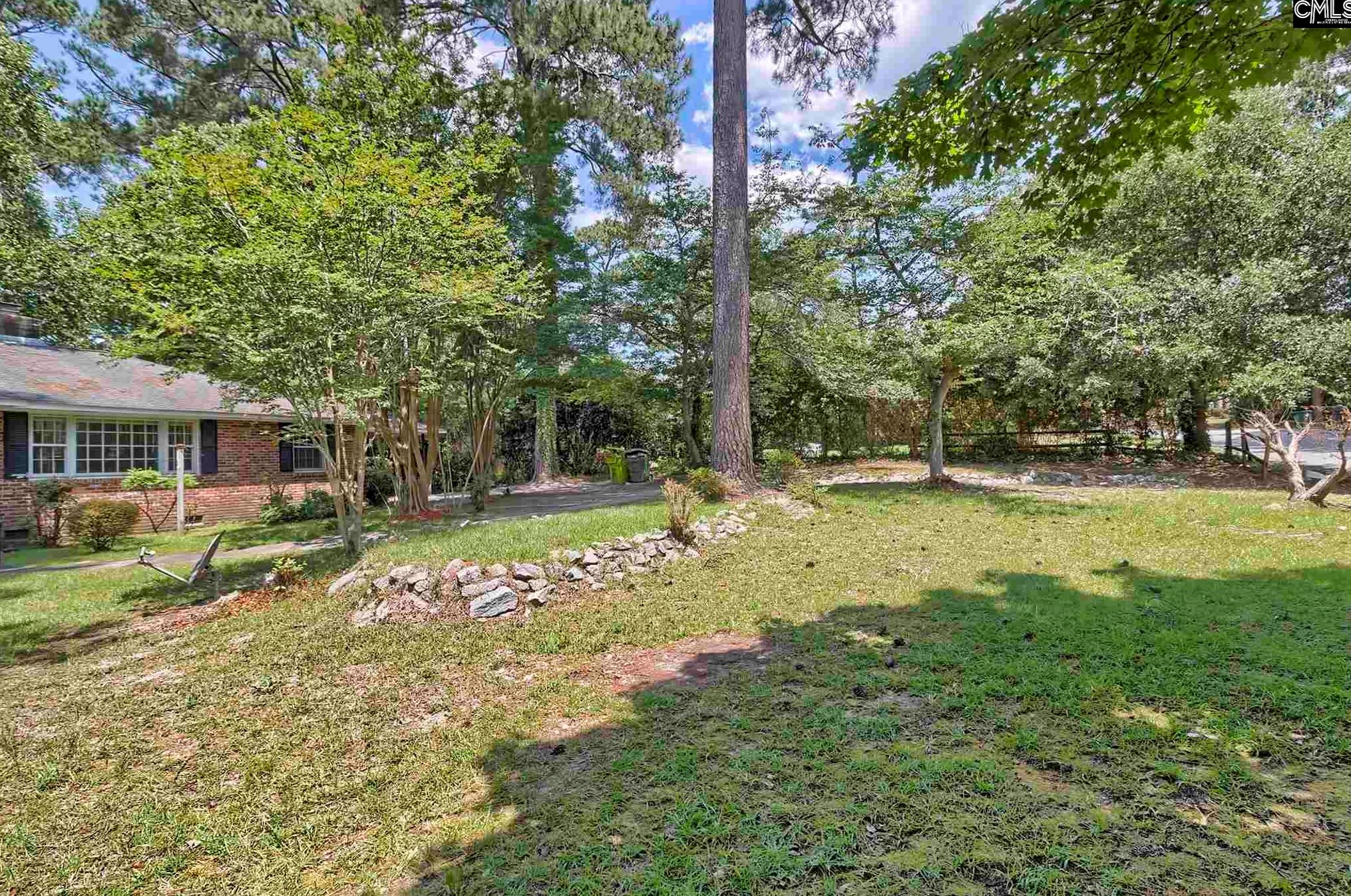 5933 Woodvine Rd, Columbia, SC 29206-4347