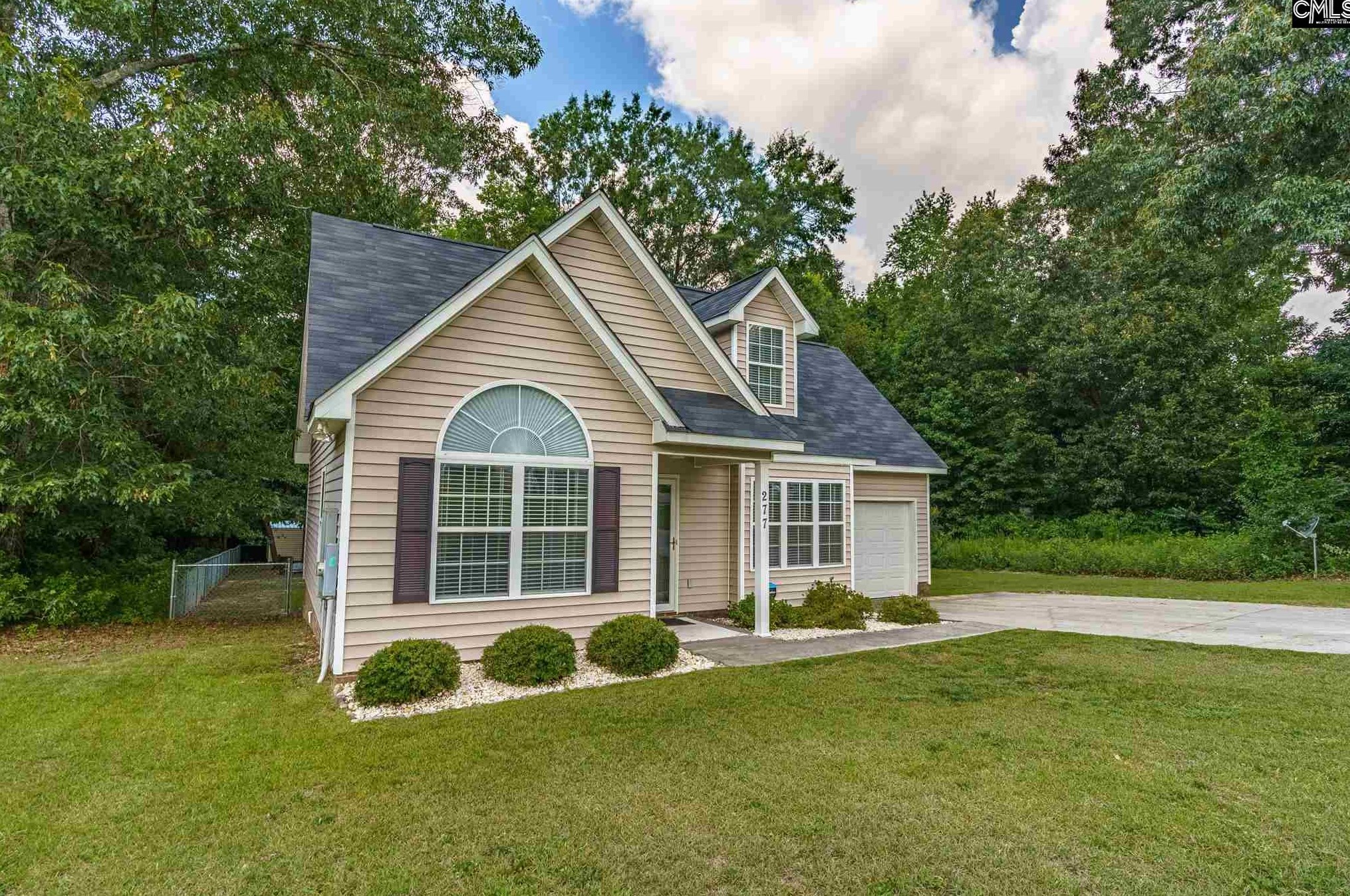 277 Chickadee Ln, Lugoff, SC 29078