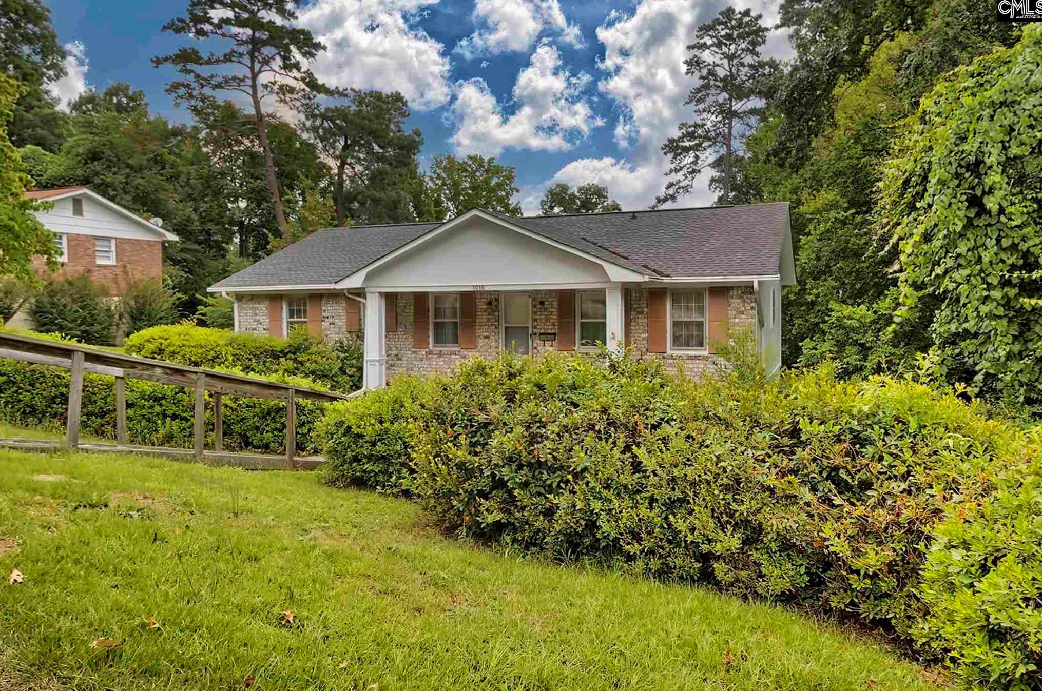 1018 Fontanna Ave, Cayce-West Columbia, SC 29169