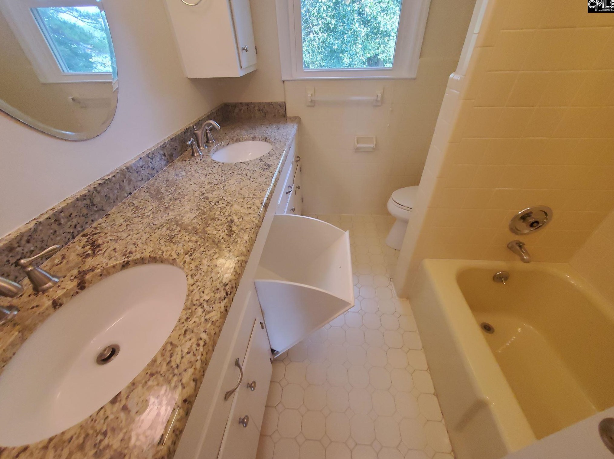 7717 Loch Ln, Columbia SC 29223-2529 exterior