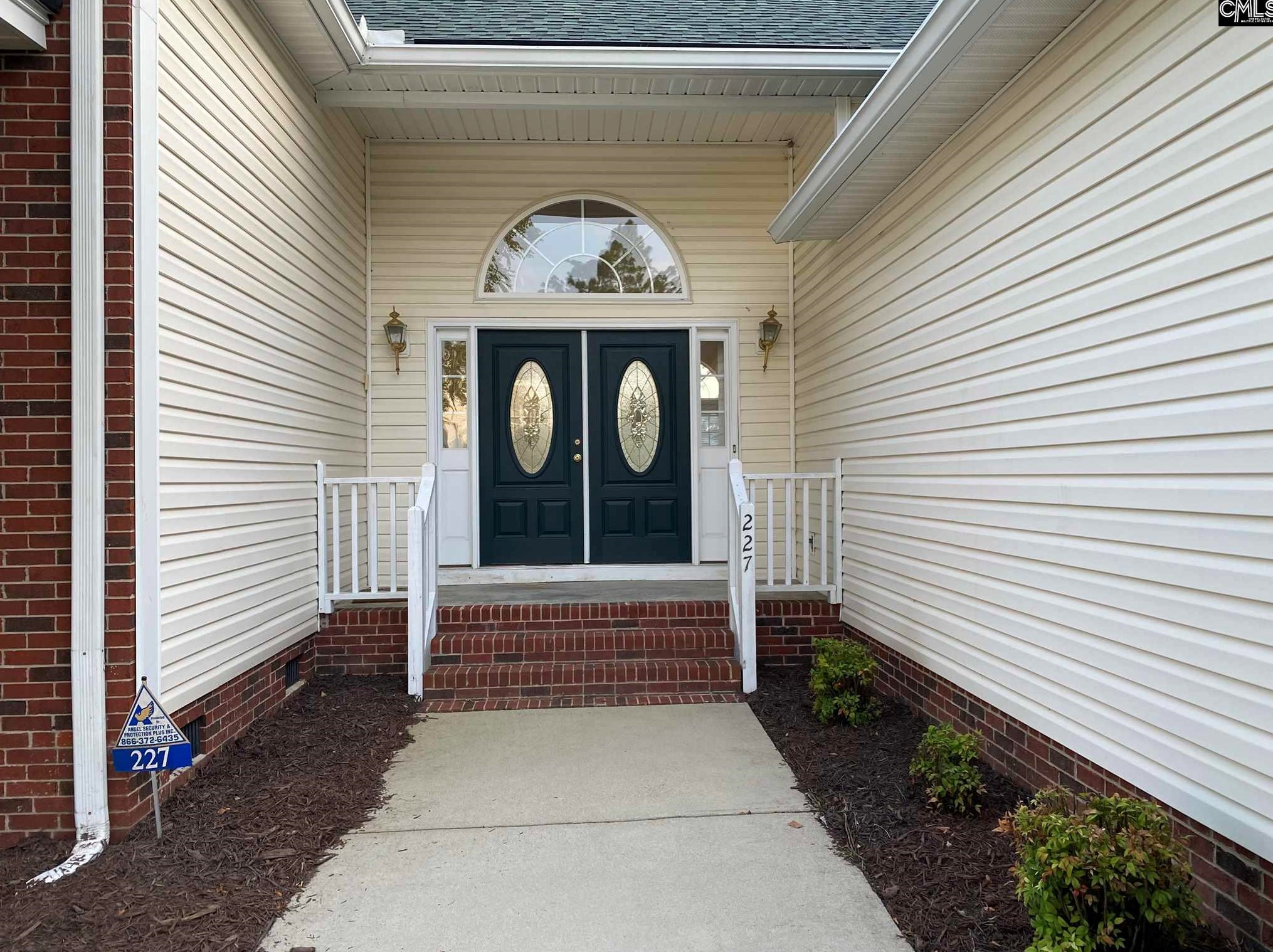 227 Founders Ridge Rd, Columbia, SC 29229-7632