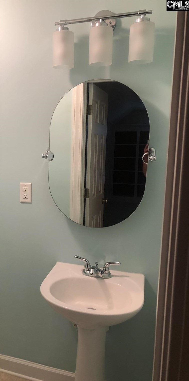 13 Barony Place Cir, Columbia SC  29229-7700 exterior