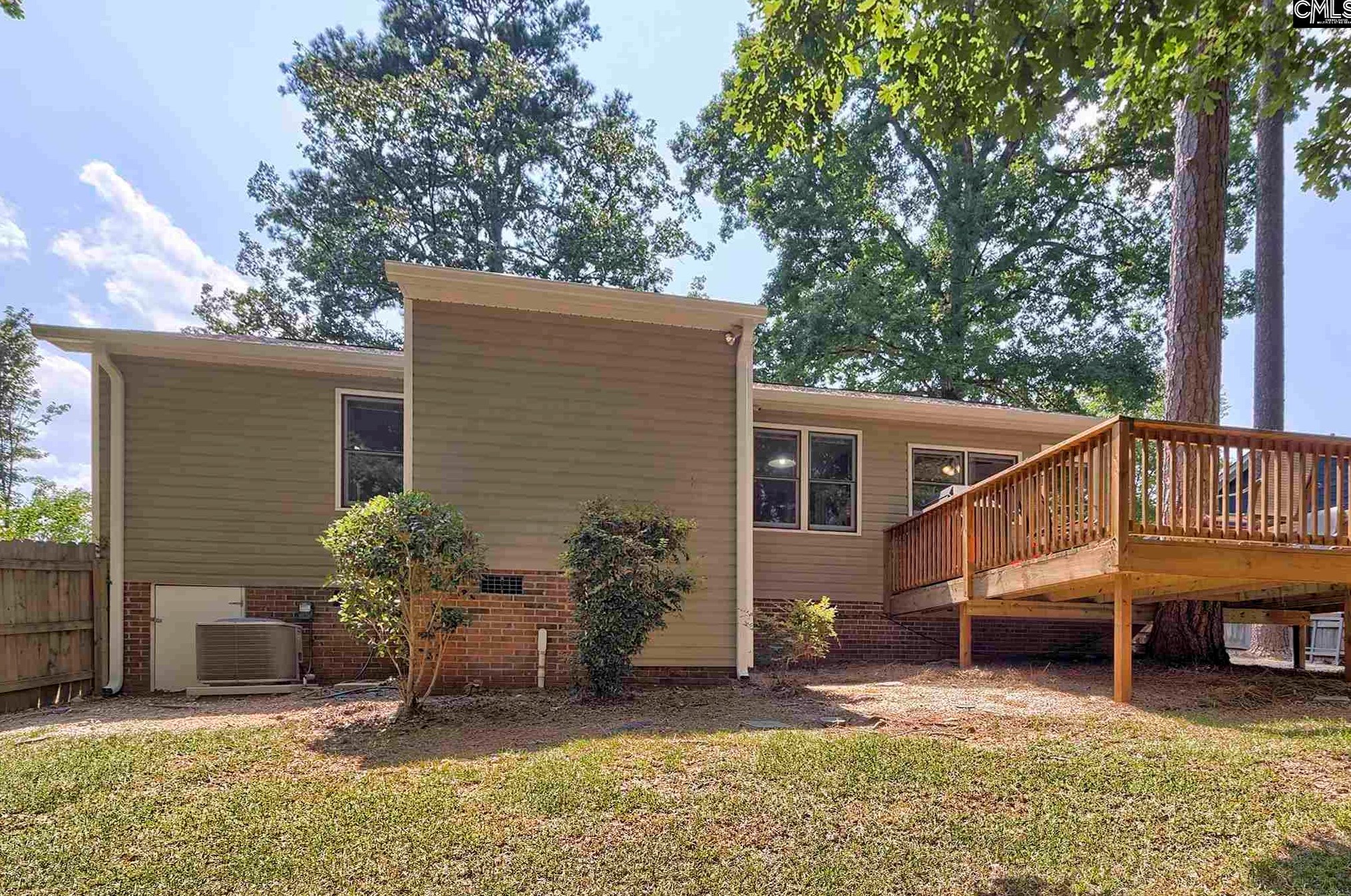 707 Parkhurst Ln, Lexington, SC 29072