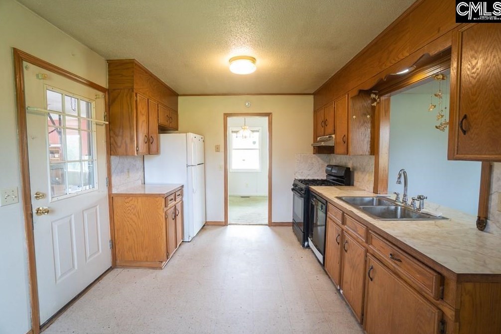 116 Cactus Ln, Saint Matthews, SC 29135