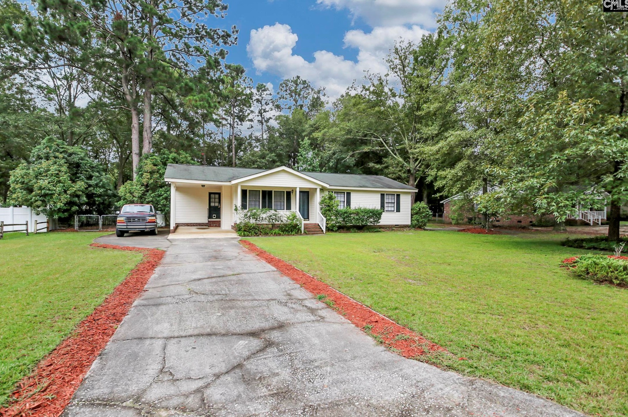 1031 Meadow Dr, Lugoff, SC 29078