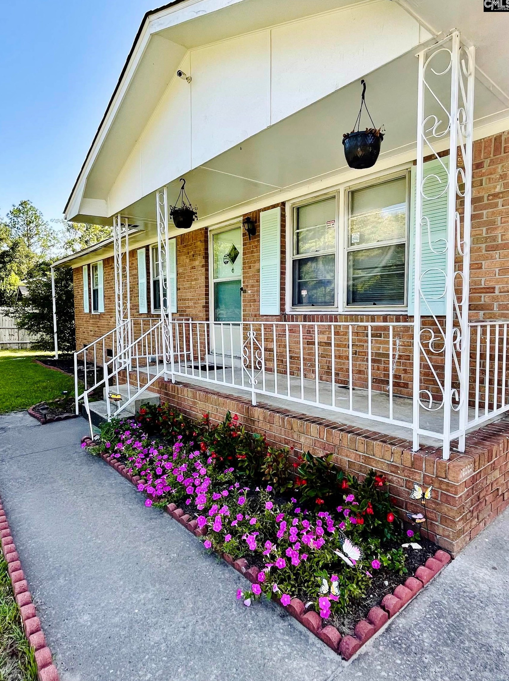 2063 Pine St, Cayce-West Columbia, SC 29170