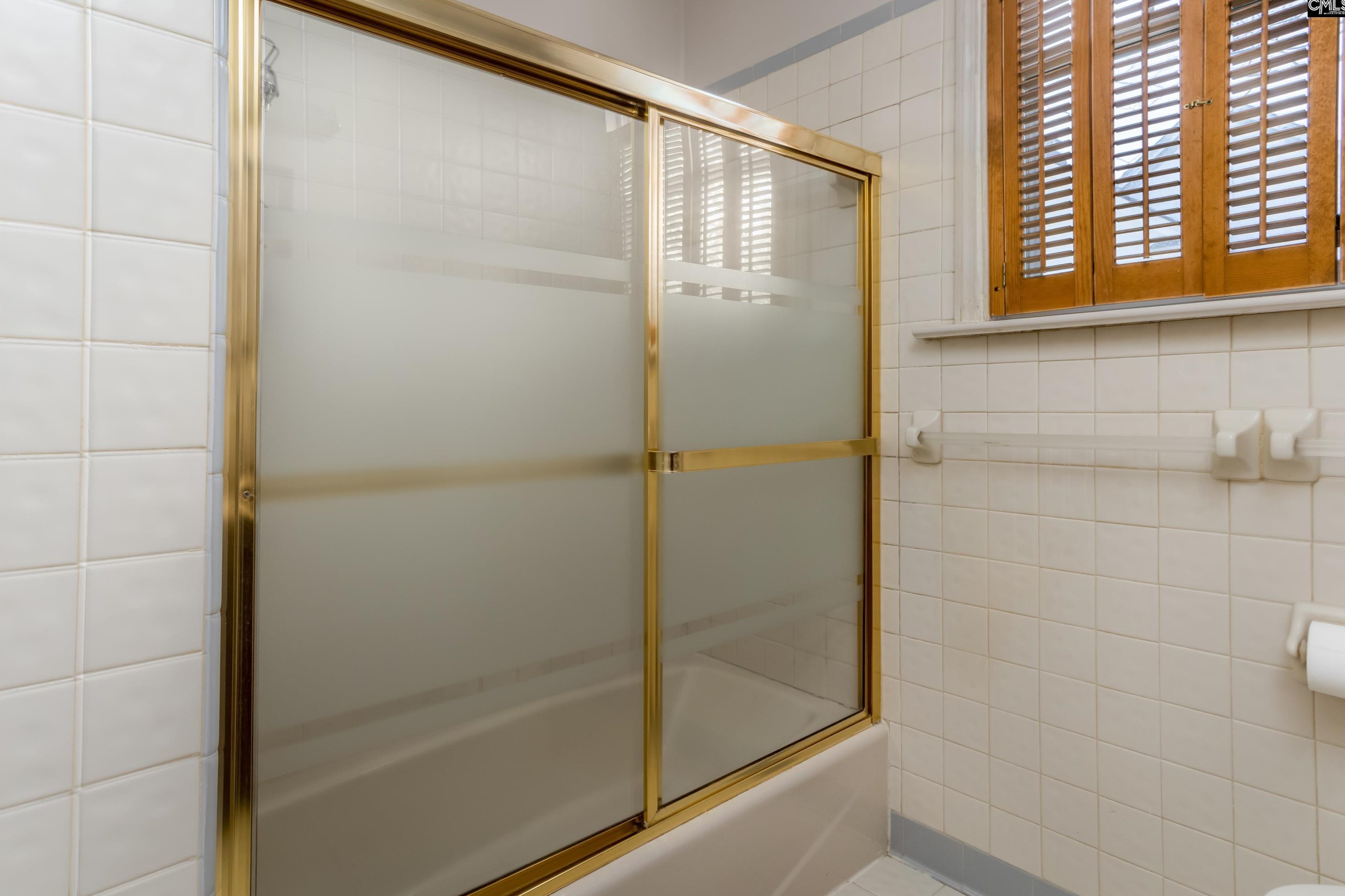 3515 Rosewood Dr, Columbia SC 29205-3448 exterior