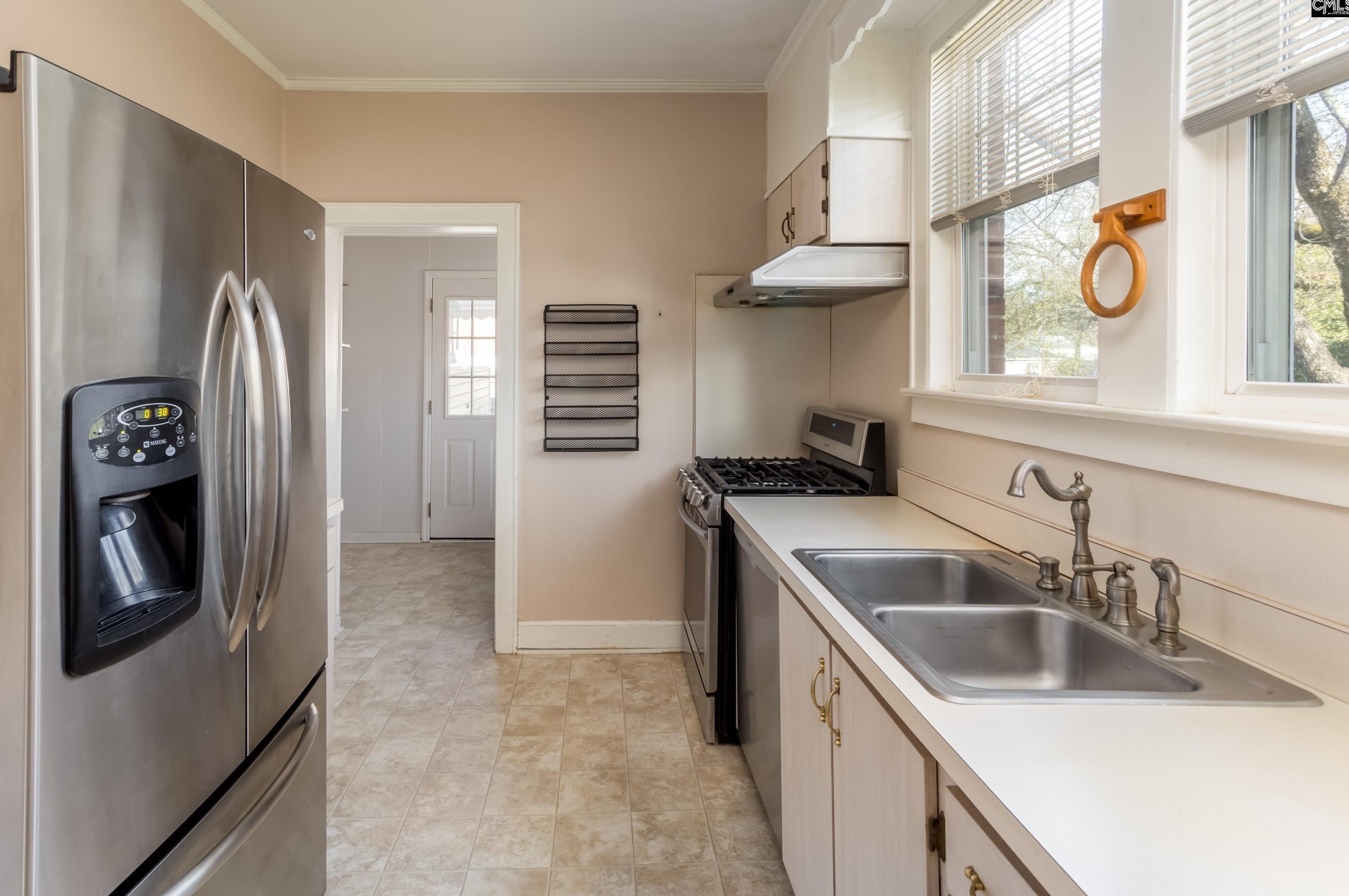 3515 Rosewood Dr, Columbia SC 29205-3448 exterior