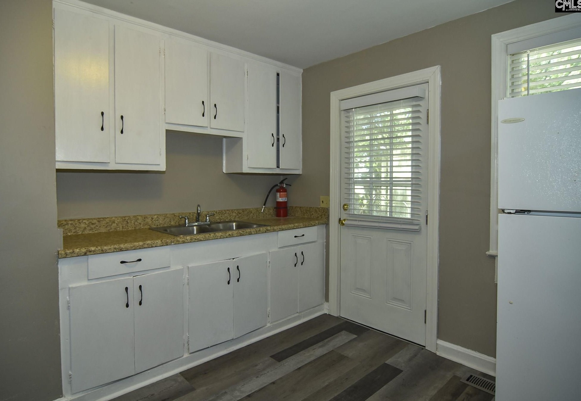 631 Etiwan Ave, Columbia, SC 29205