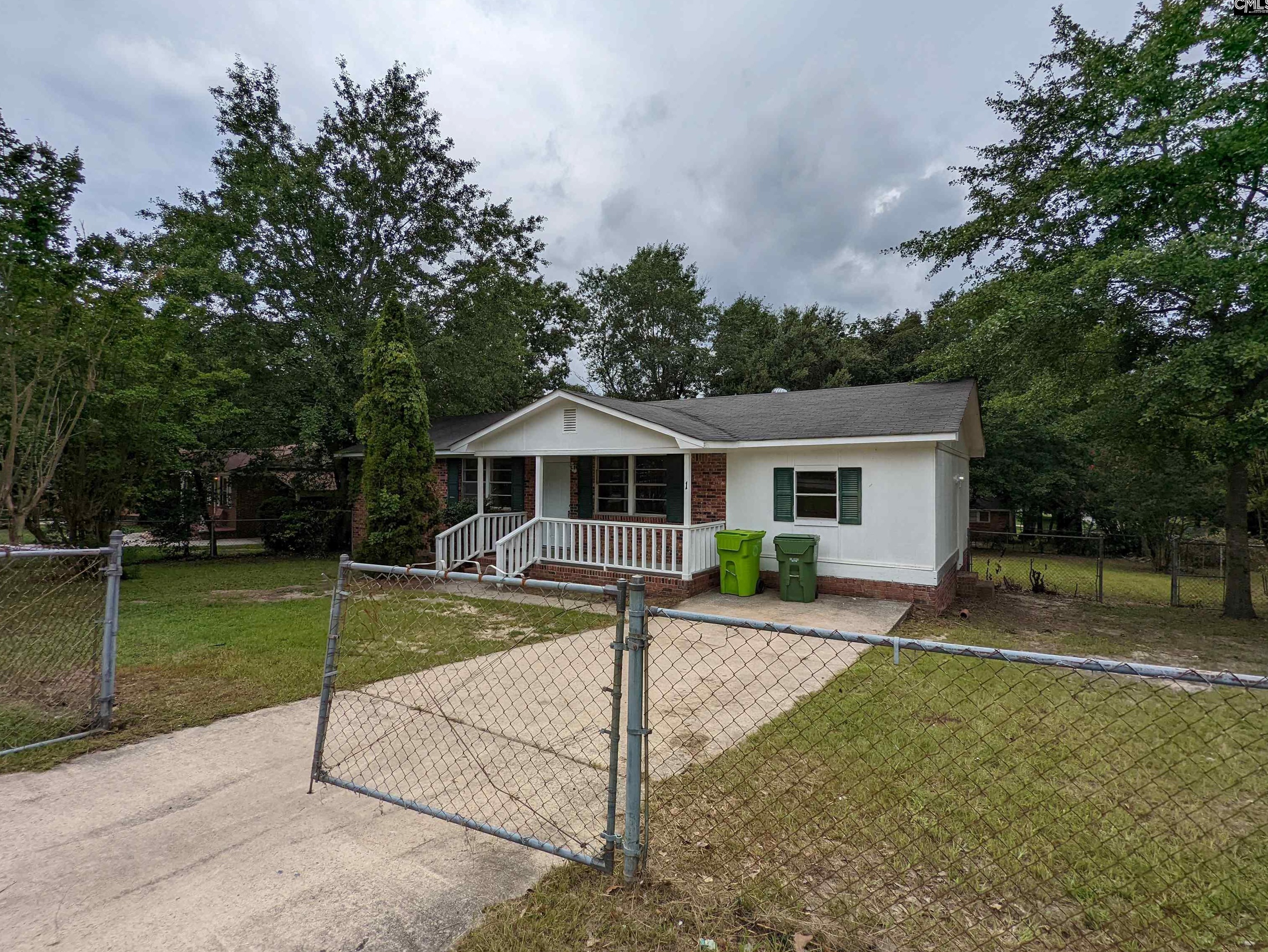1 Hicoria Ct, Columbia, SC 29209