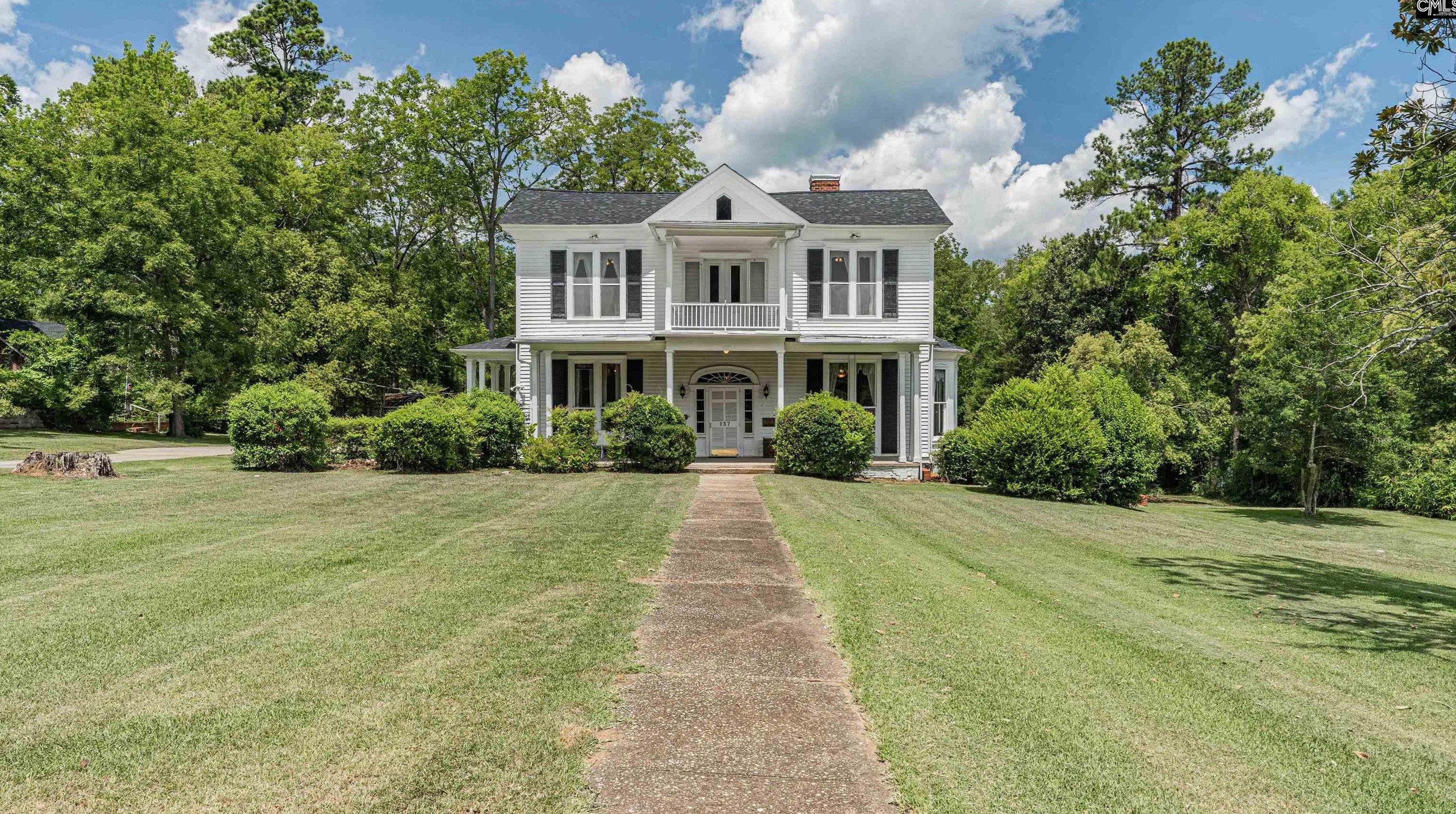 137 End St, Chester, SC 29706-3807