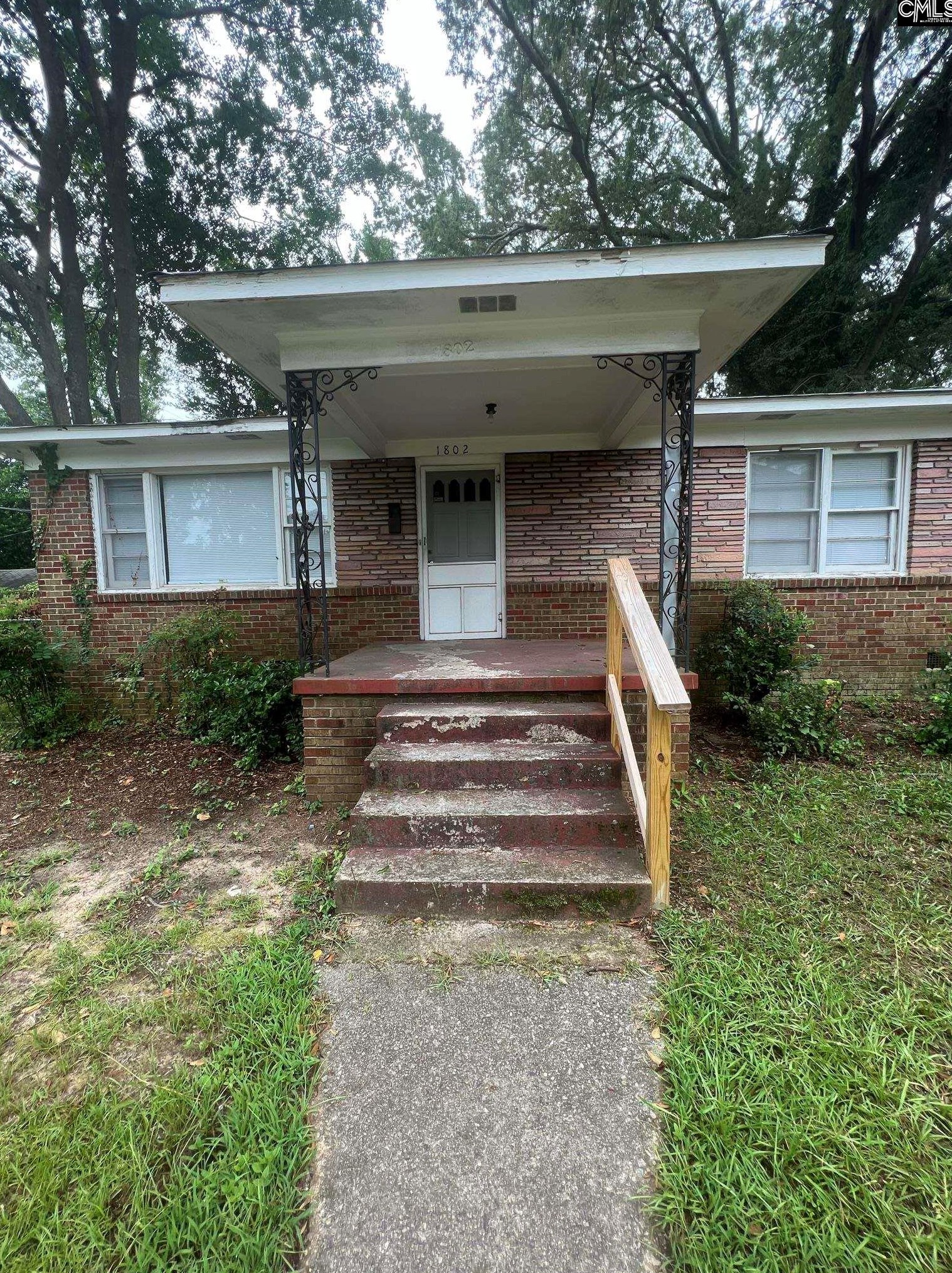 1802 Pinewood Dr, Columbia, SC 29205