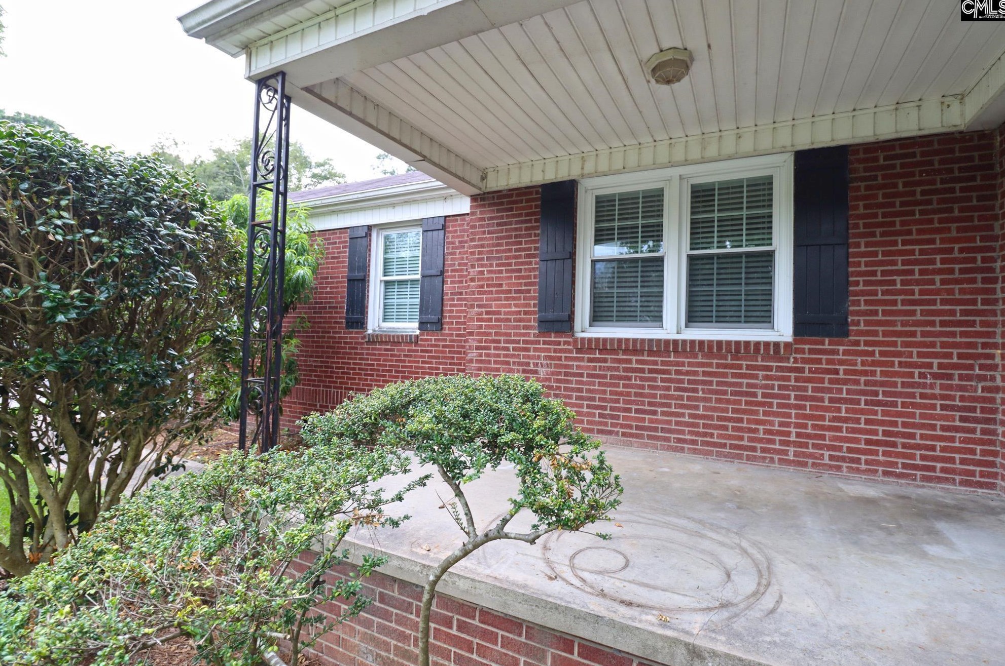 717 Deerwood St, Columbia, SC 29205