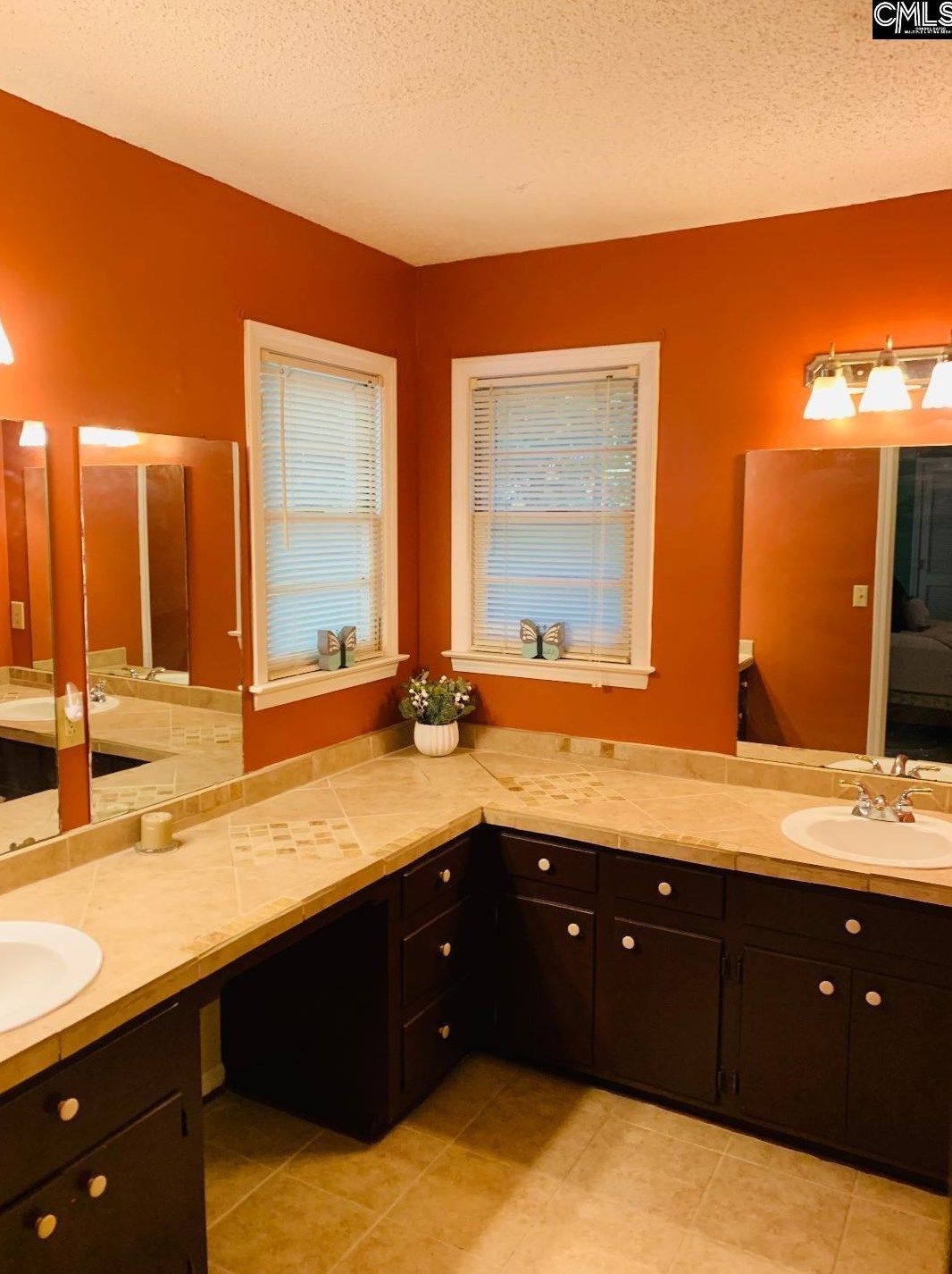 295 Middlesex Rd, Columbia SC  29210-4407 exterior