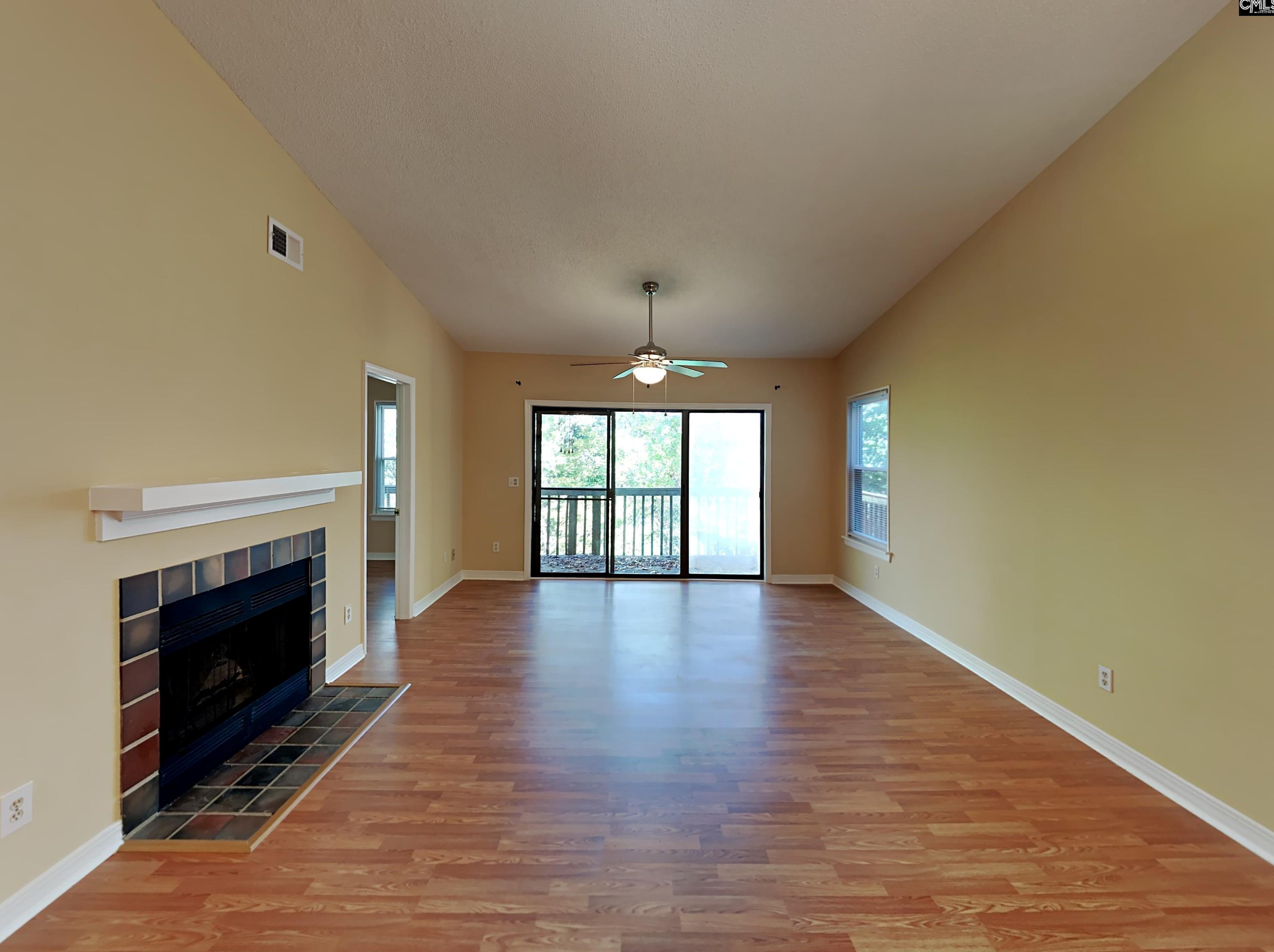 637 Edgewater Ln, Cayce-West Columbia, SC 29169