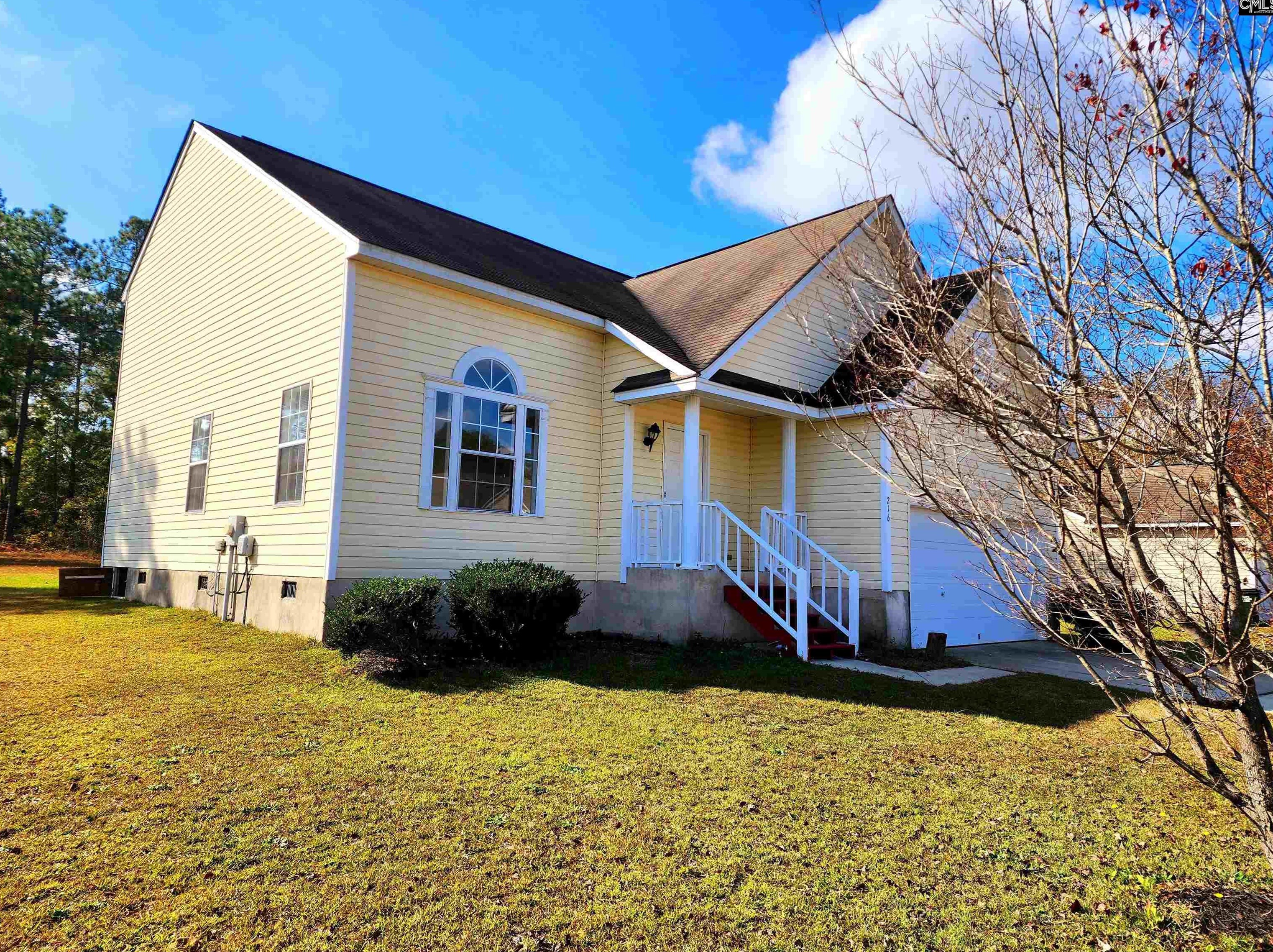 216 Woodcote Dr, Holly Hill, SC 29059