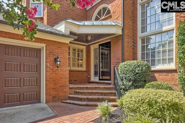 37 Lakeview Cir, Columbia, SC 29206-3222