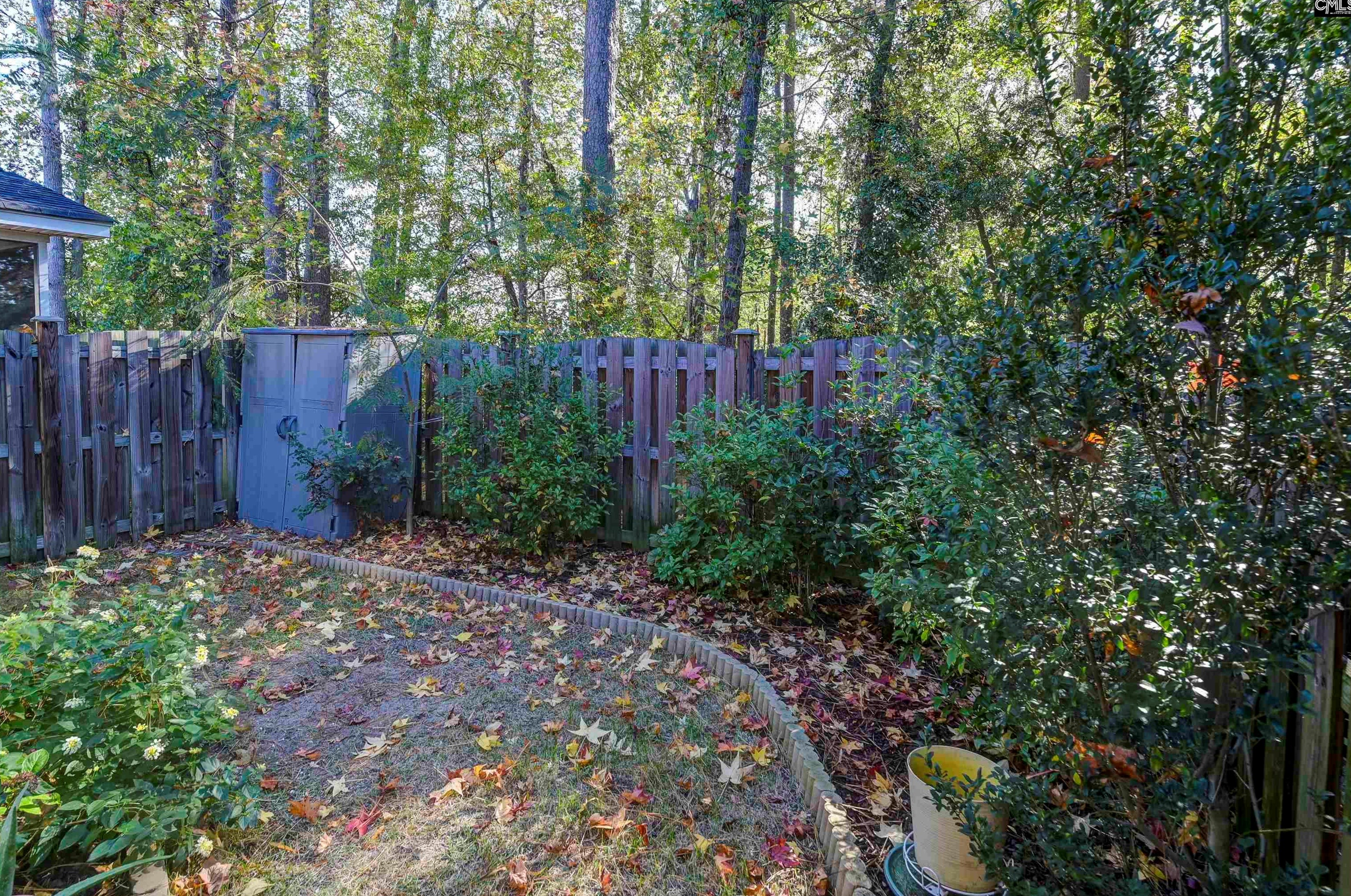 354 Forest Green Dr, Columbia SC 29209 exterior