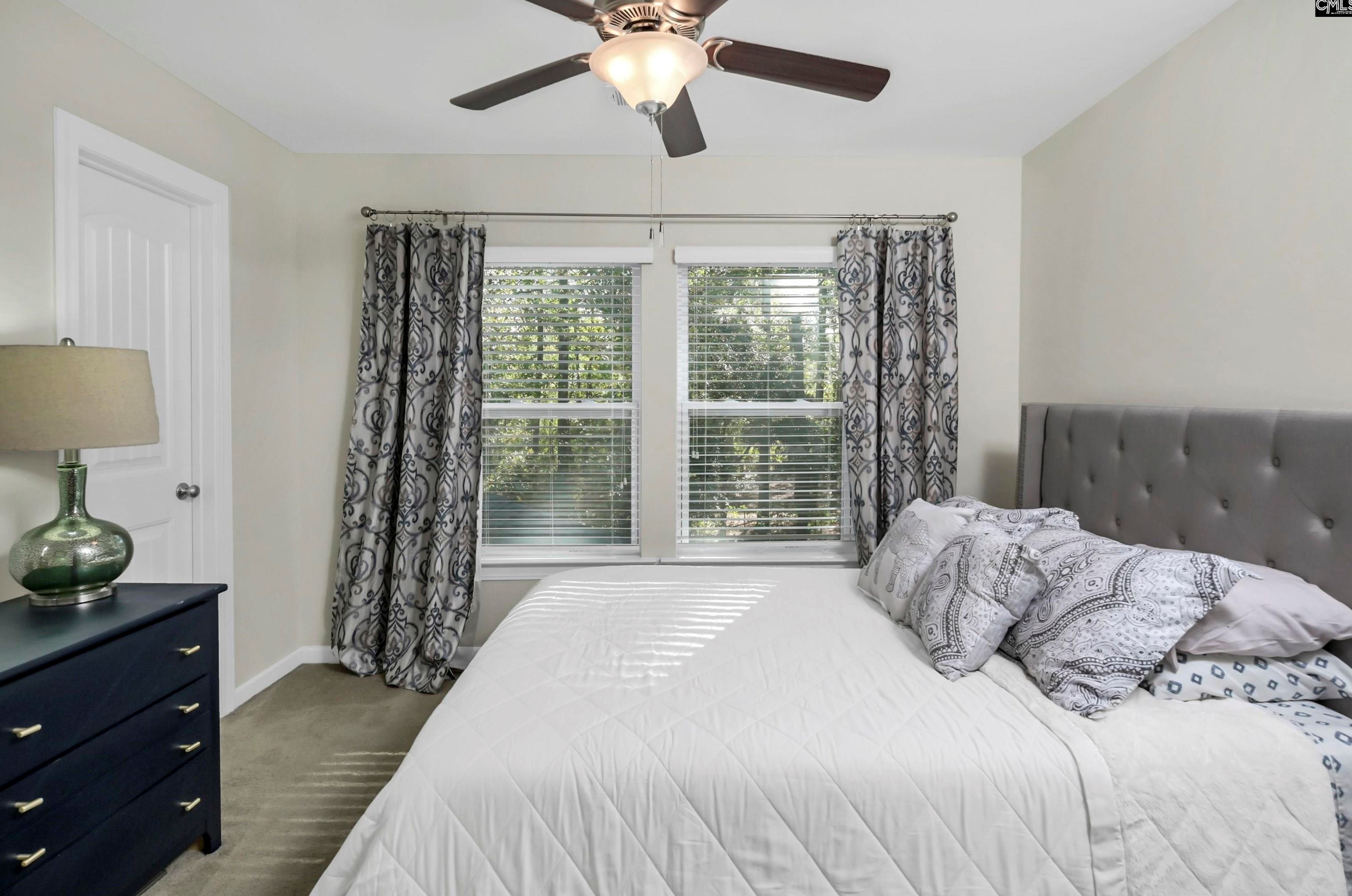 354 Forest Green Dr, Columbia SC 29209 exterior