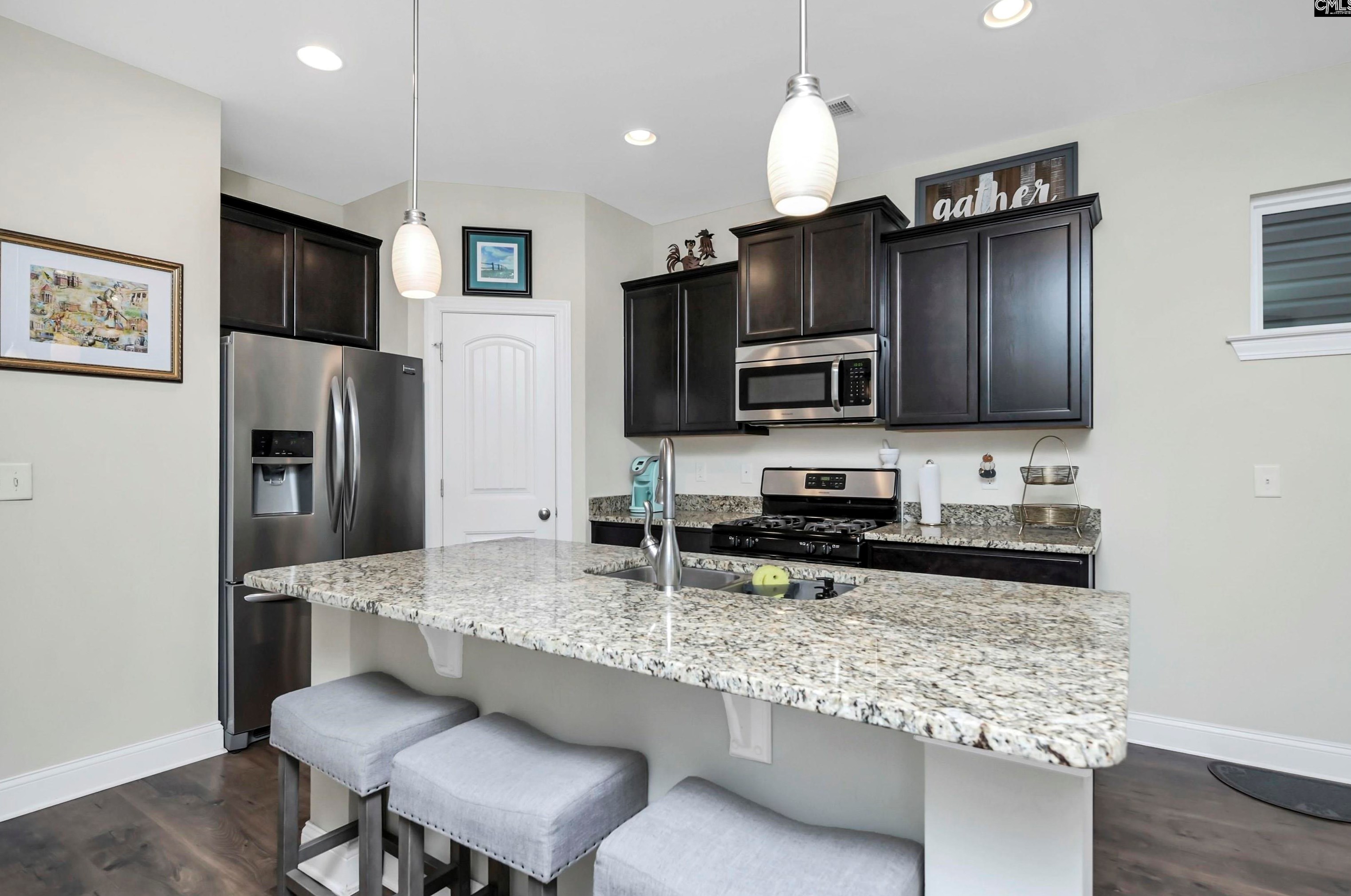 354 Forest Green Dr, Columbia SC 29209 exterior