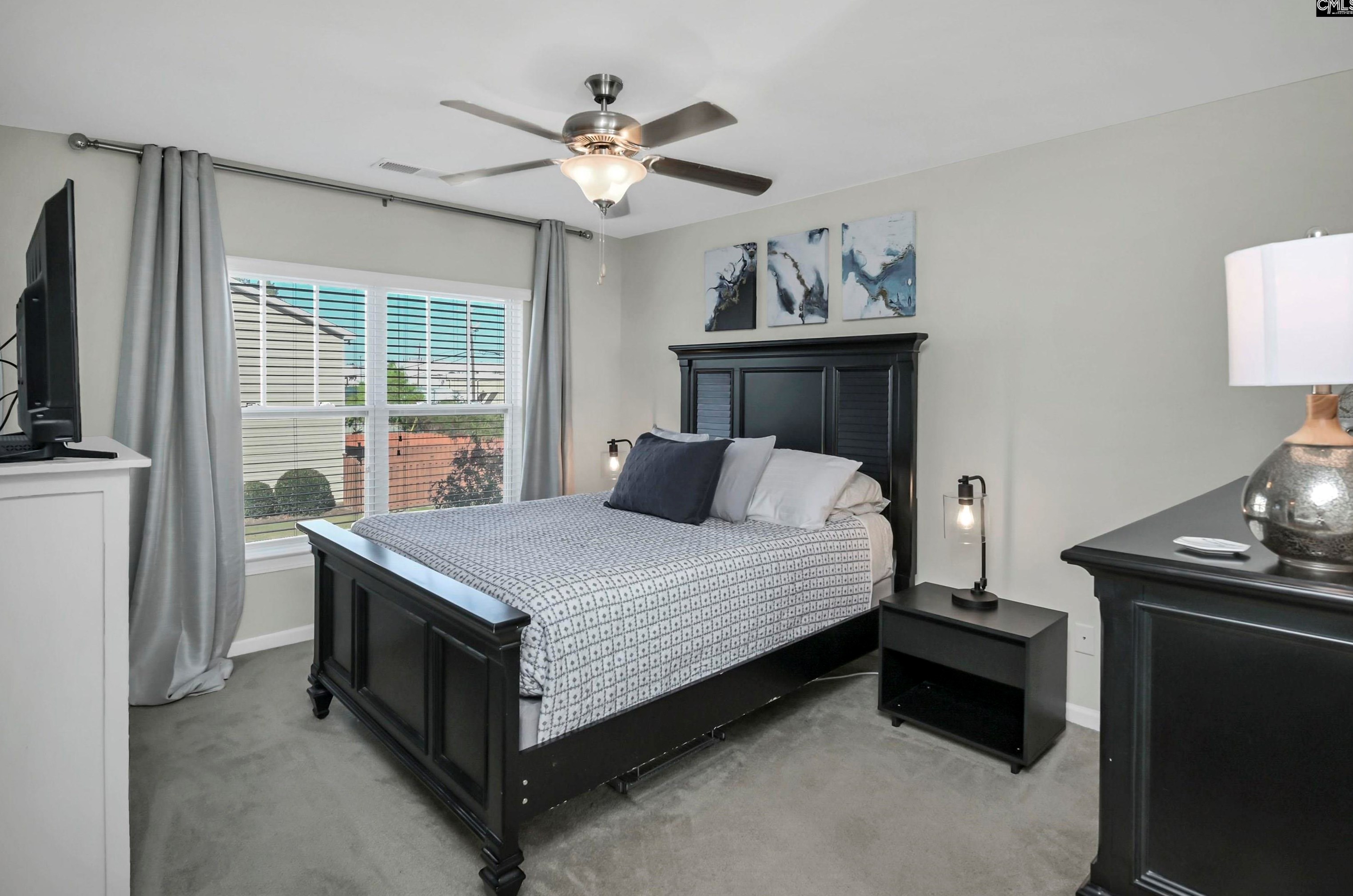 354 Forest Green Dr, Columbia SC 29209 exterior