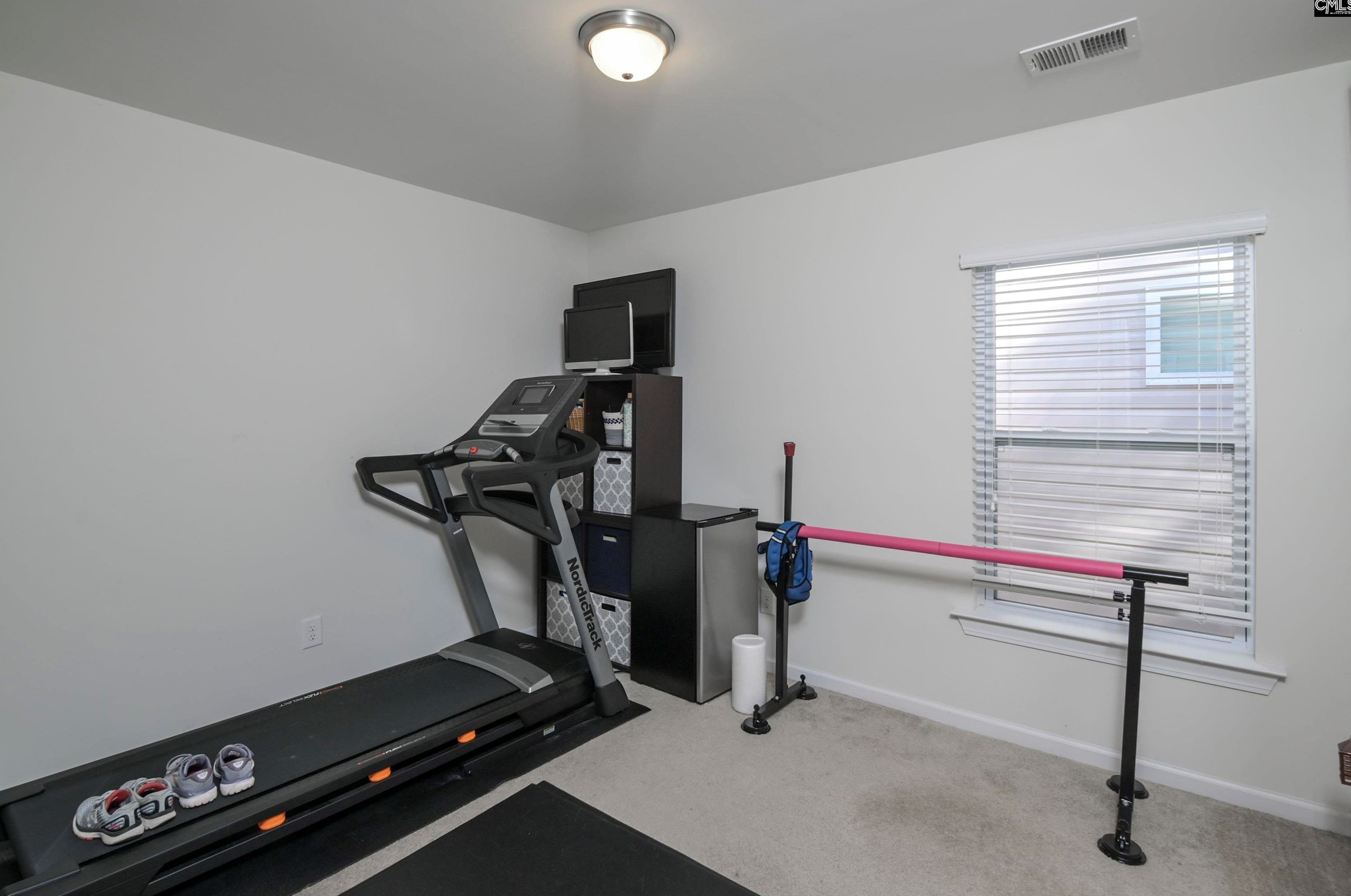 354 Forest Green Dr, Columbia SC 29209 exterior