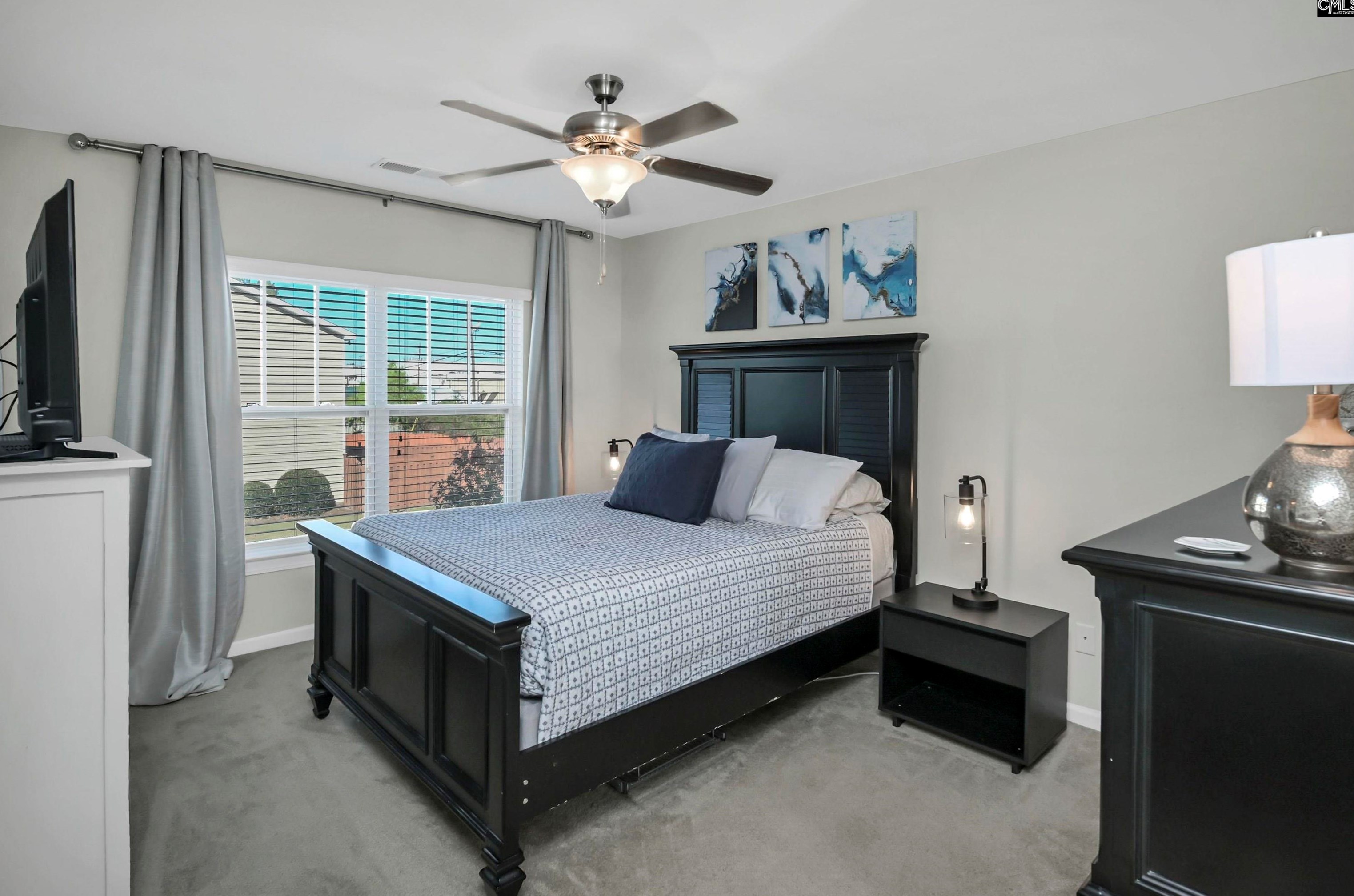 354 Forest Green Dr, Columbia SC 29209 exterior