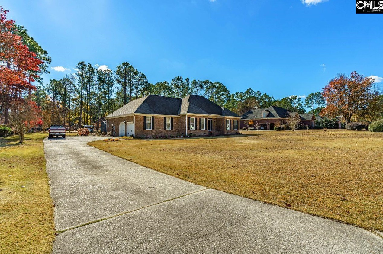 85 Laurel Crossing Dr, Lugoff, SC 29078