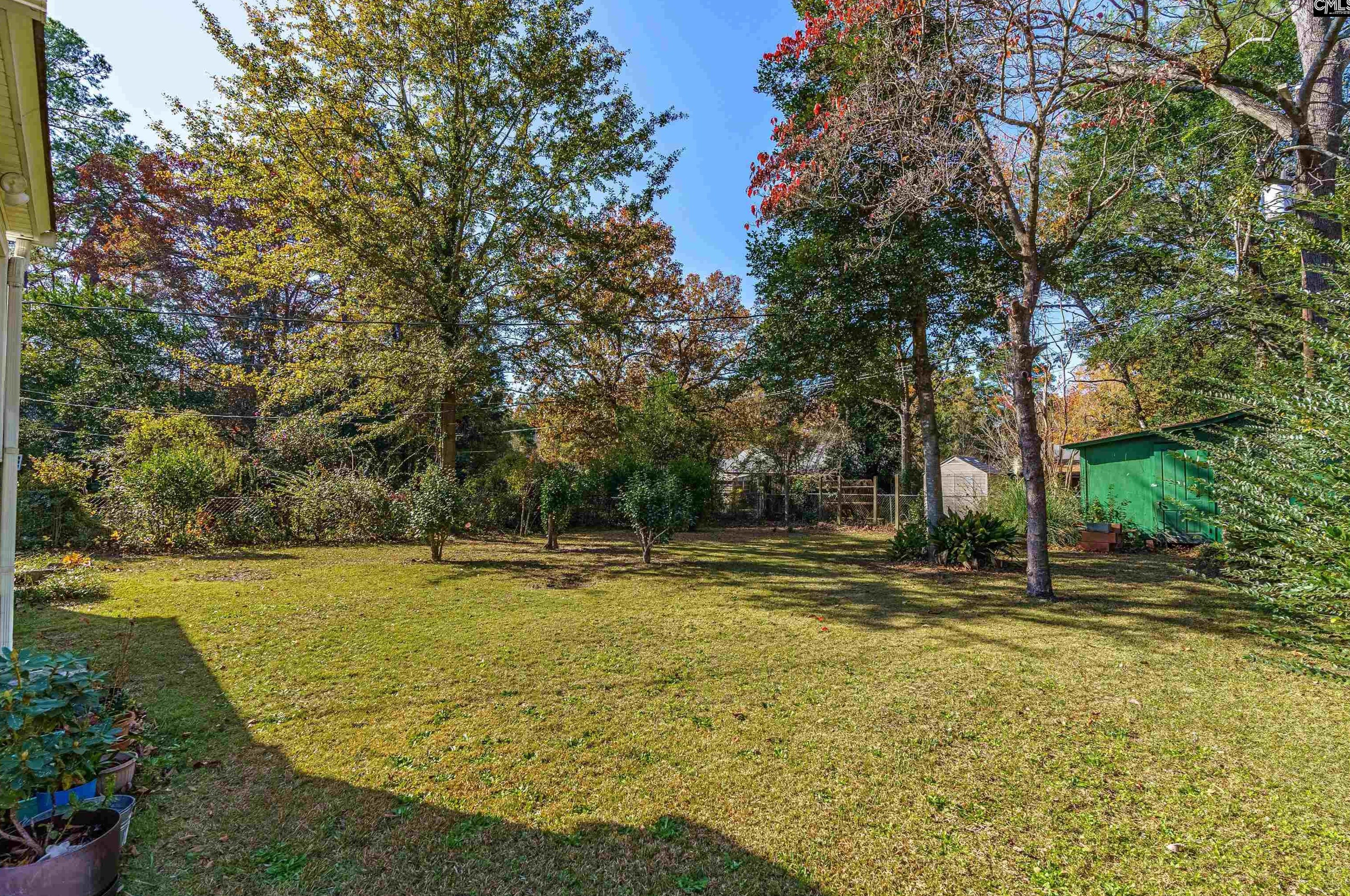 609 Dogwood St, Columbia SC  29205-3906 exterior