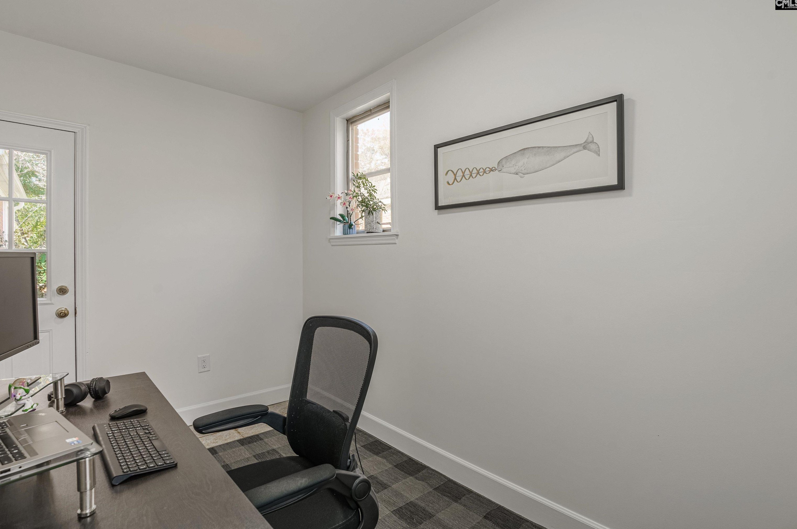 609 Dogwood St, Columbia SC  29205-3906 exterior