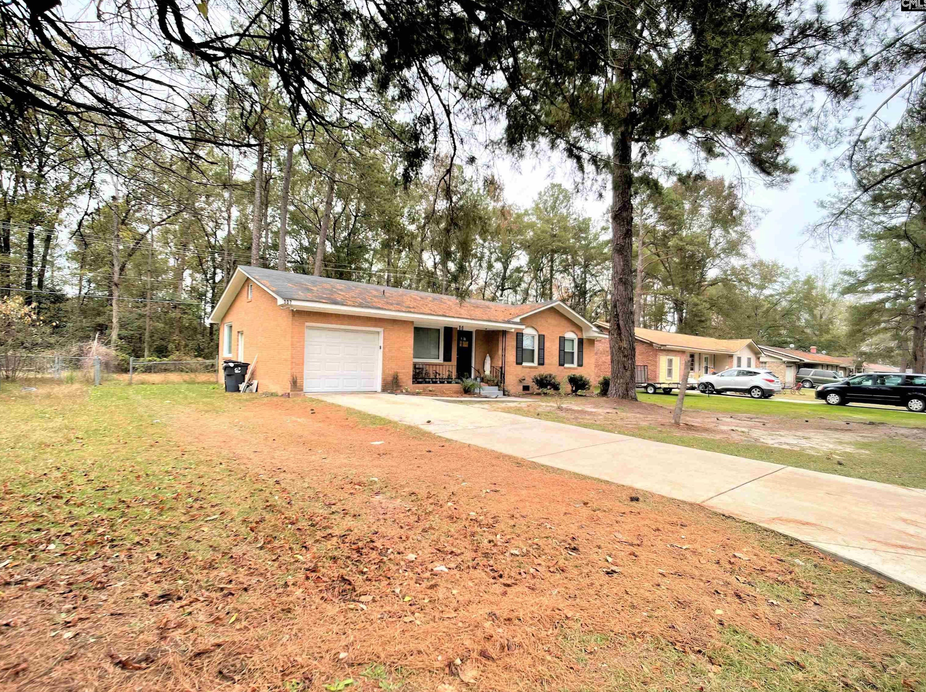 307 Creighton Dr, Cayce-West Columbia, SC 29172