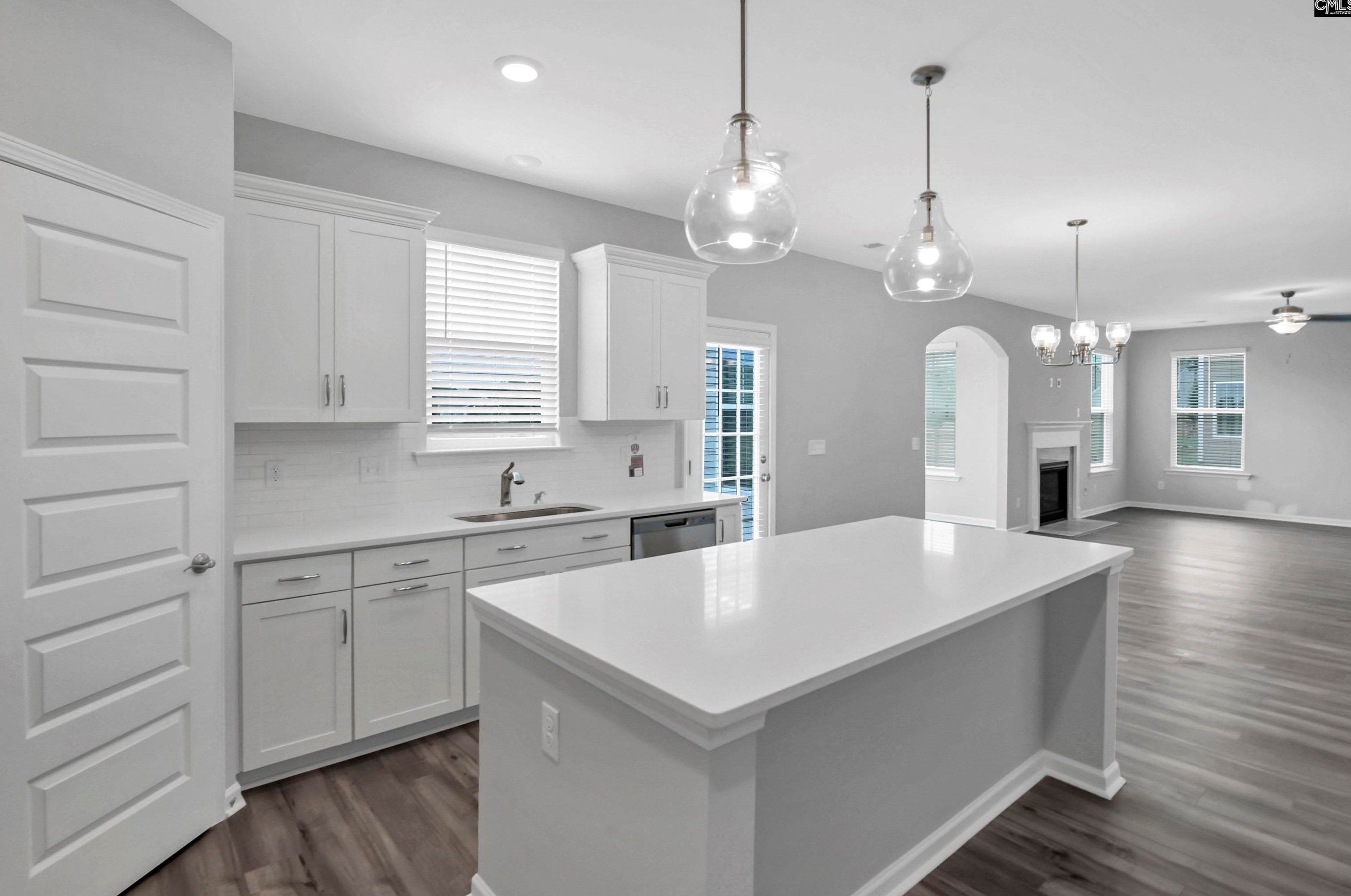 472 Harbour Pointe Dr, Columbia SC  29229-7591 exterior